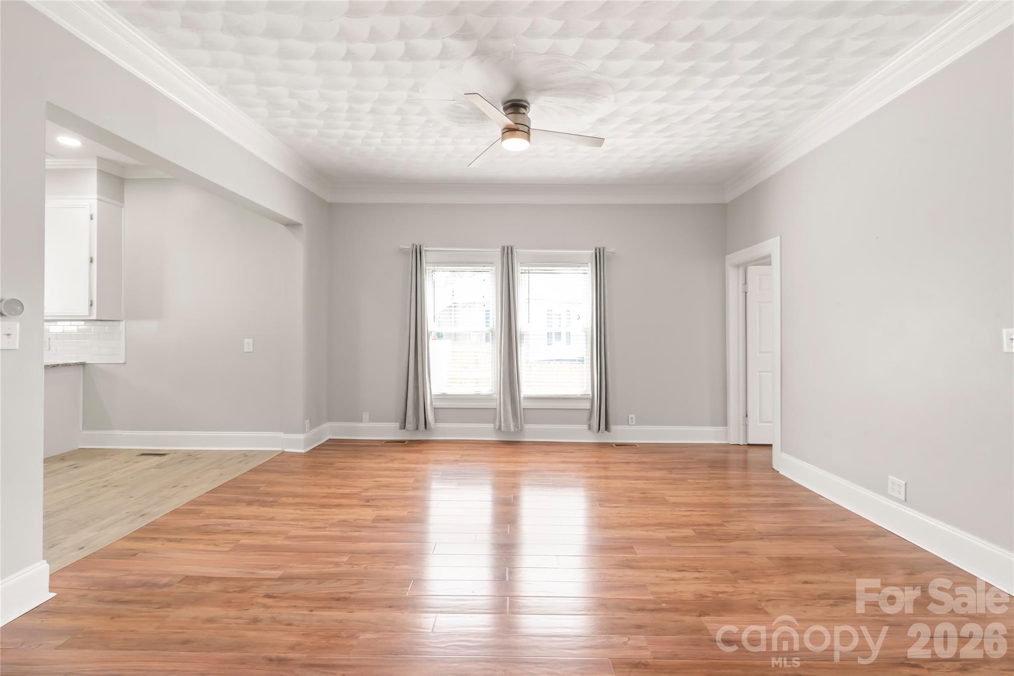 200 Park Avenue Property Photo 13
