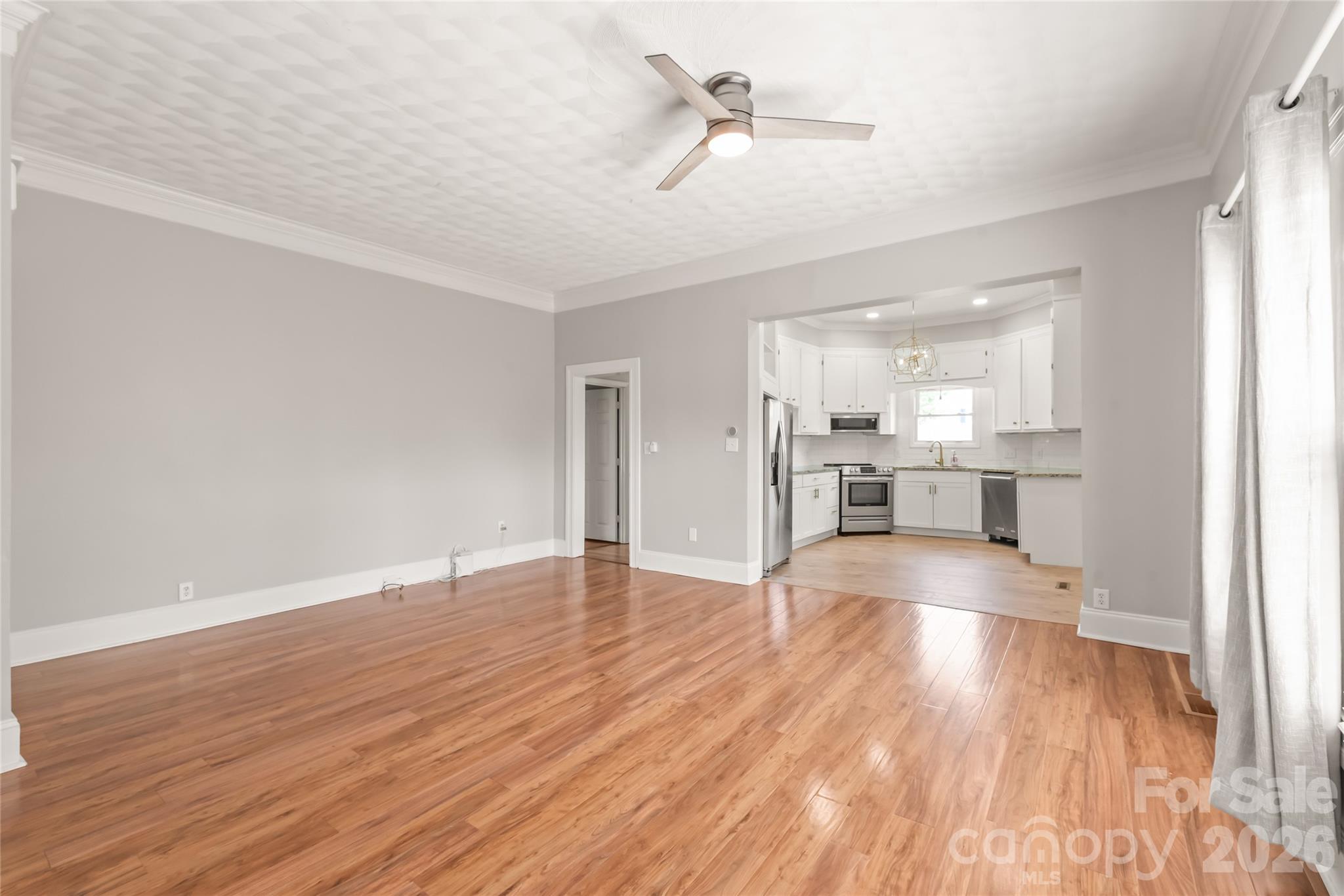 200 Park Avenue Property Photo 16