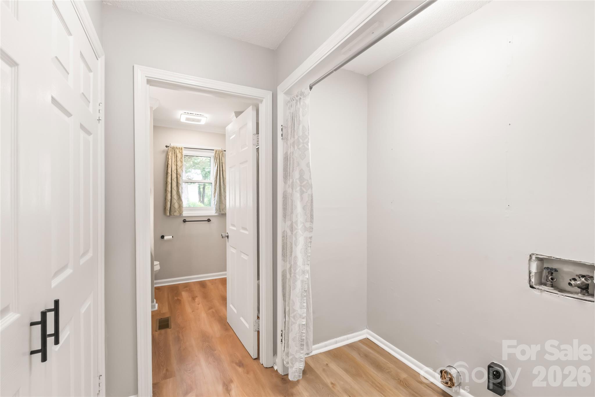 200 Park Avenue Property Photo 28