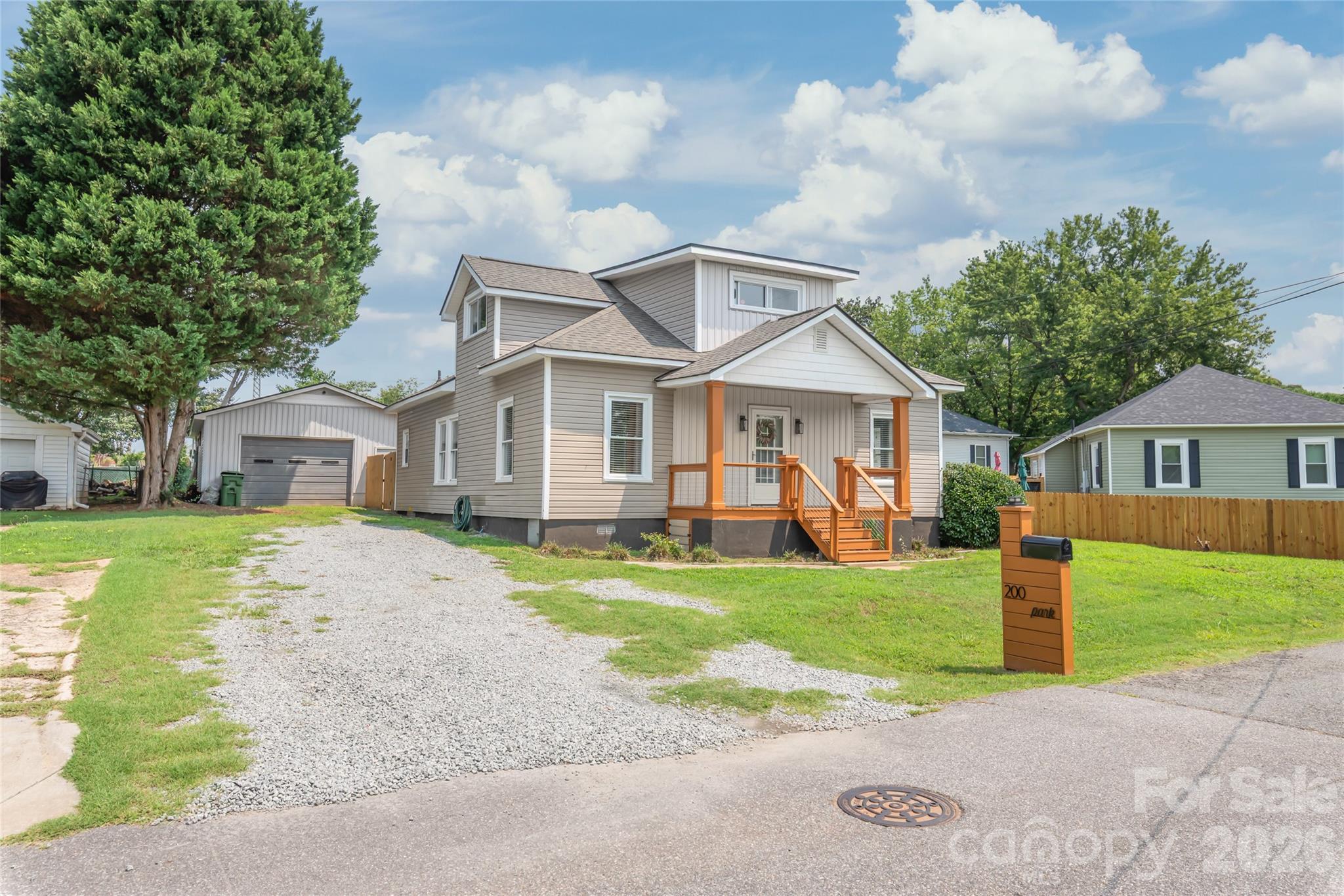 200 Park Avenue Property Photo 41