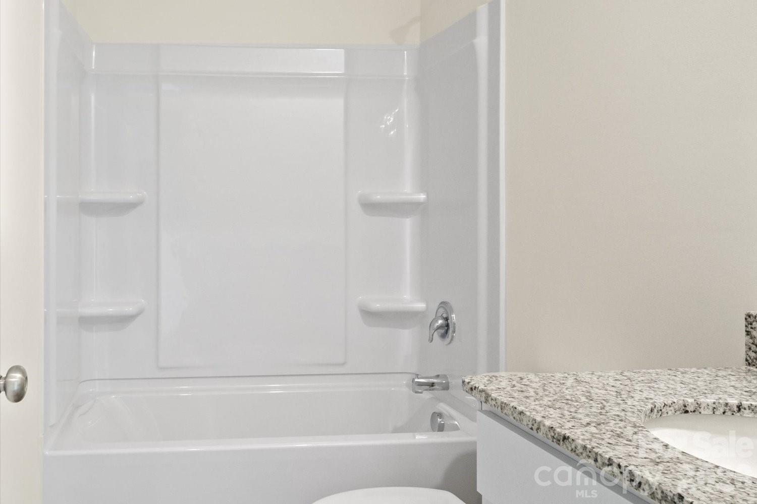 123 Russet Road Property Photo 28