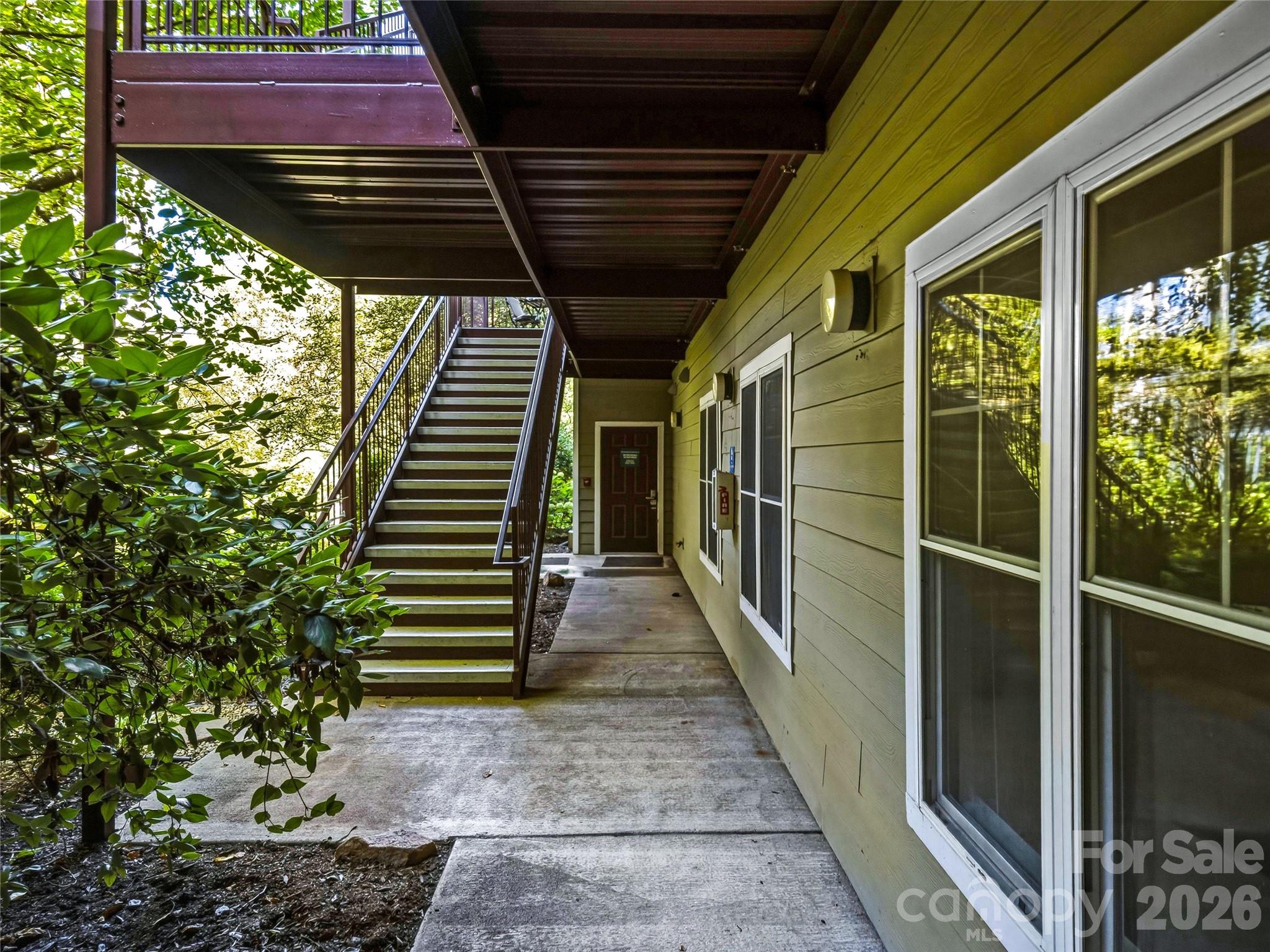 64 Clingman Avenue 101 Property Photo 15