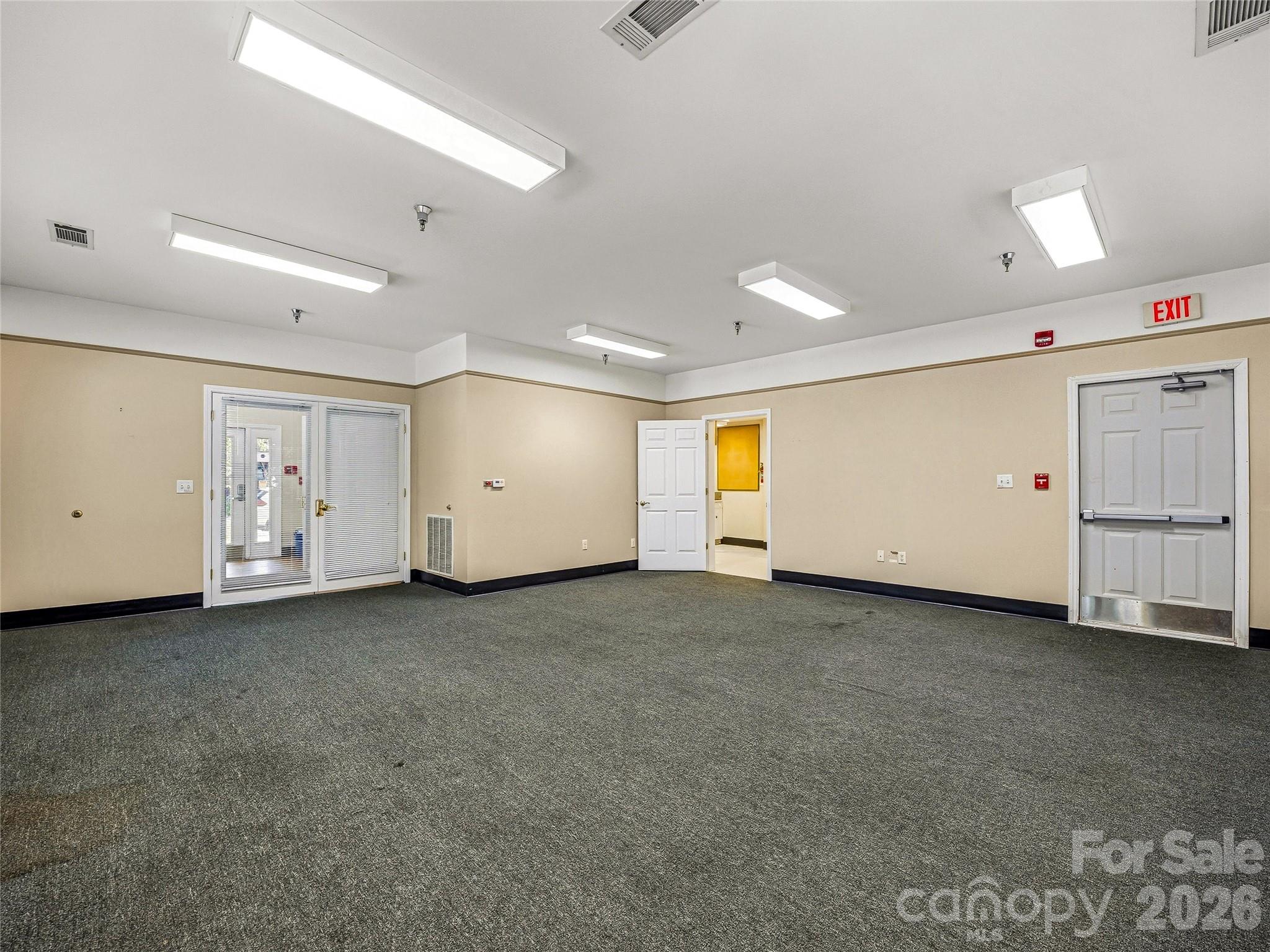 64 Clingman Avenue 101 Property Photo 20