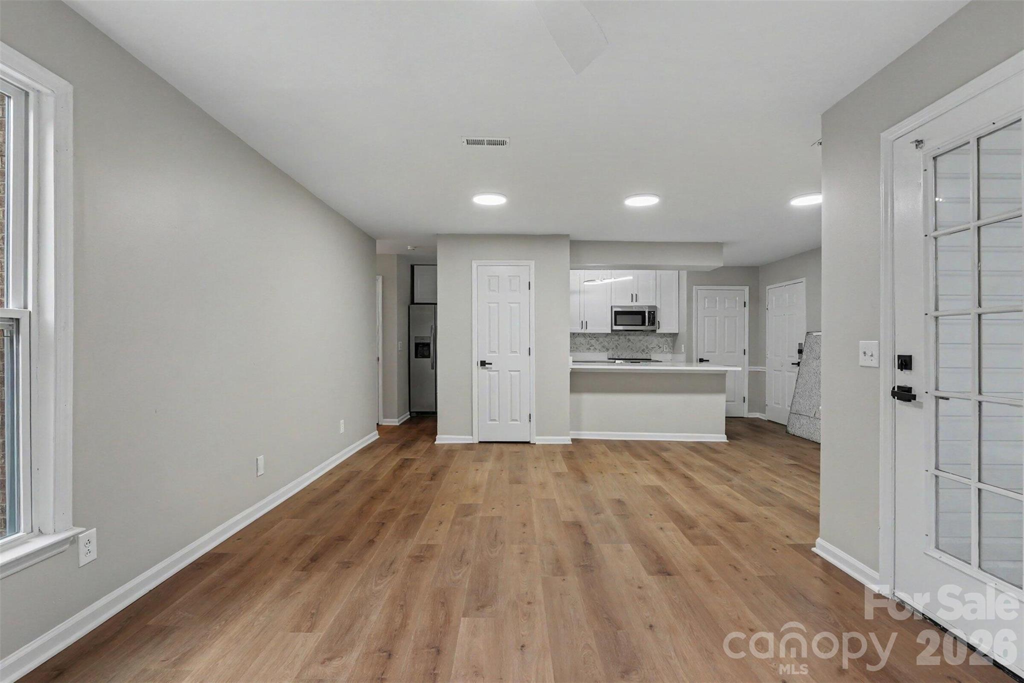 6260 Rosecroft Drive 6260 Property Photo 3