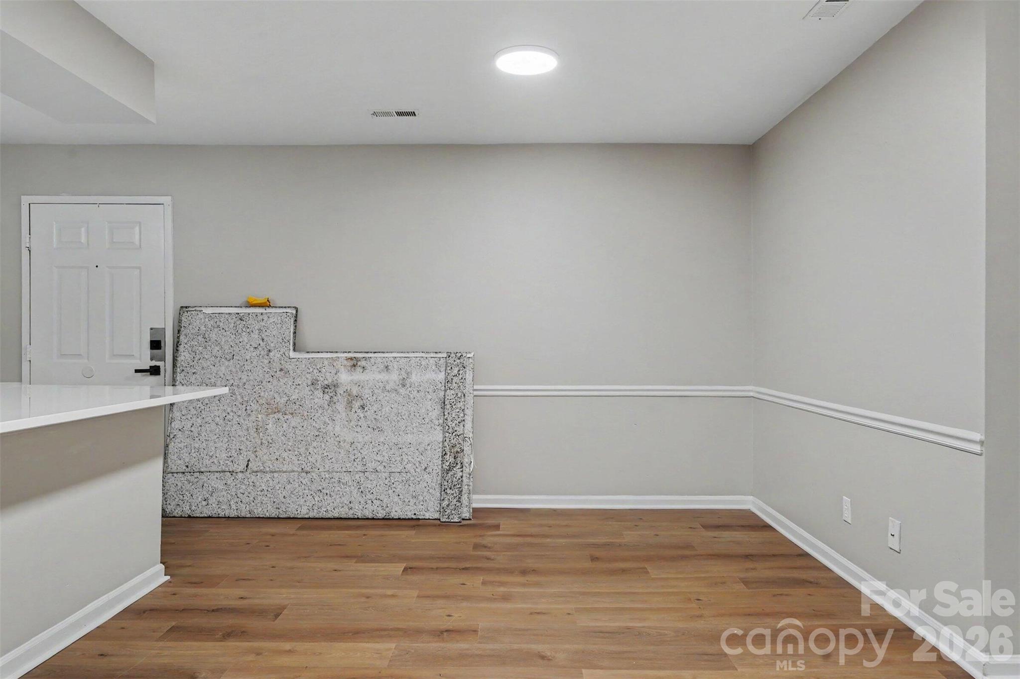 6260 Rosecroft Drive 6260 Property Photo 6