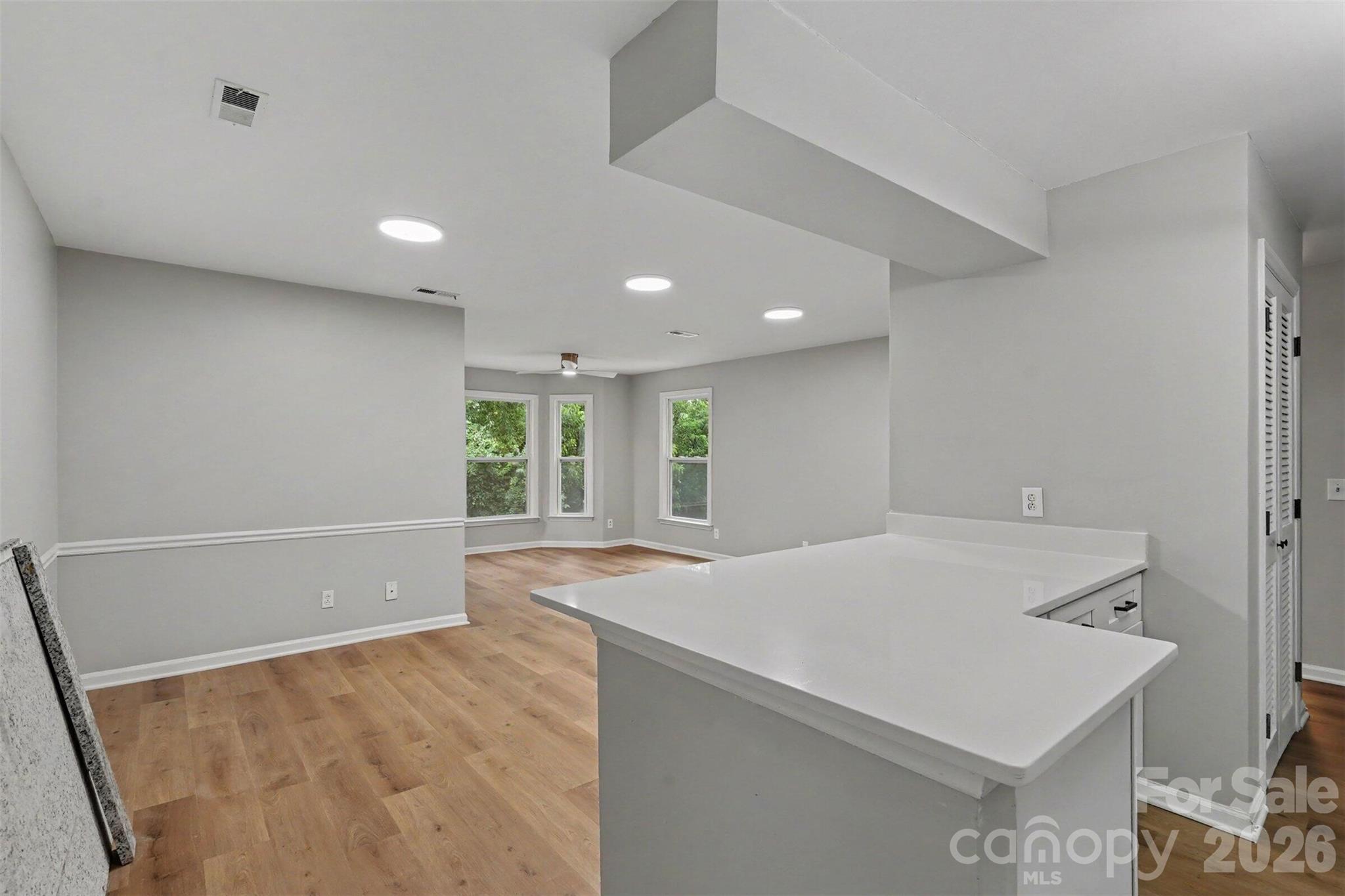 6260 Rosecroft Drive 6260 Property Photo 13