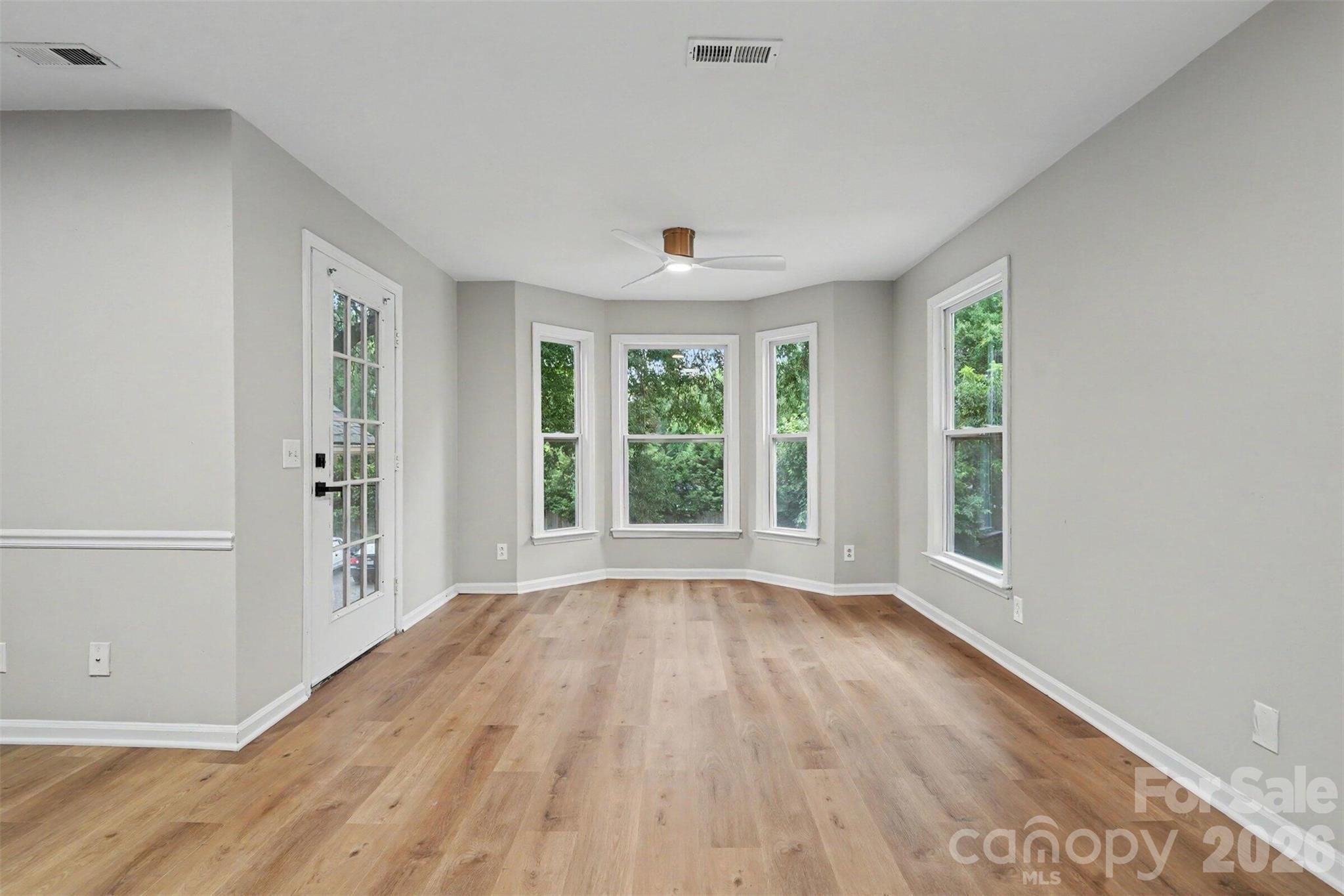 6260 Rosecroft Drive 6260 Property Photo 15
