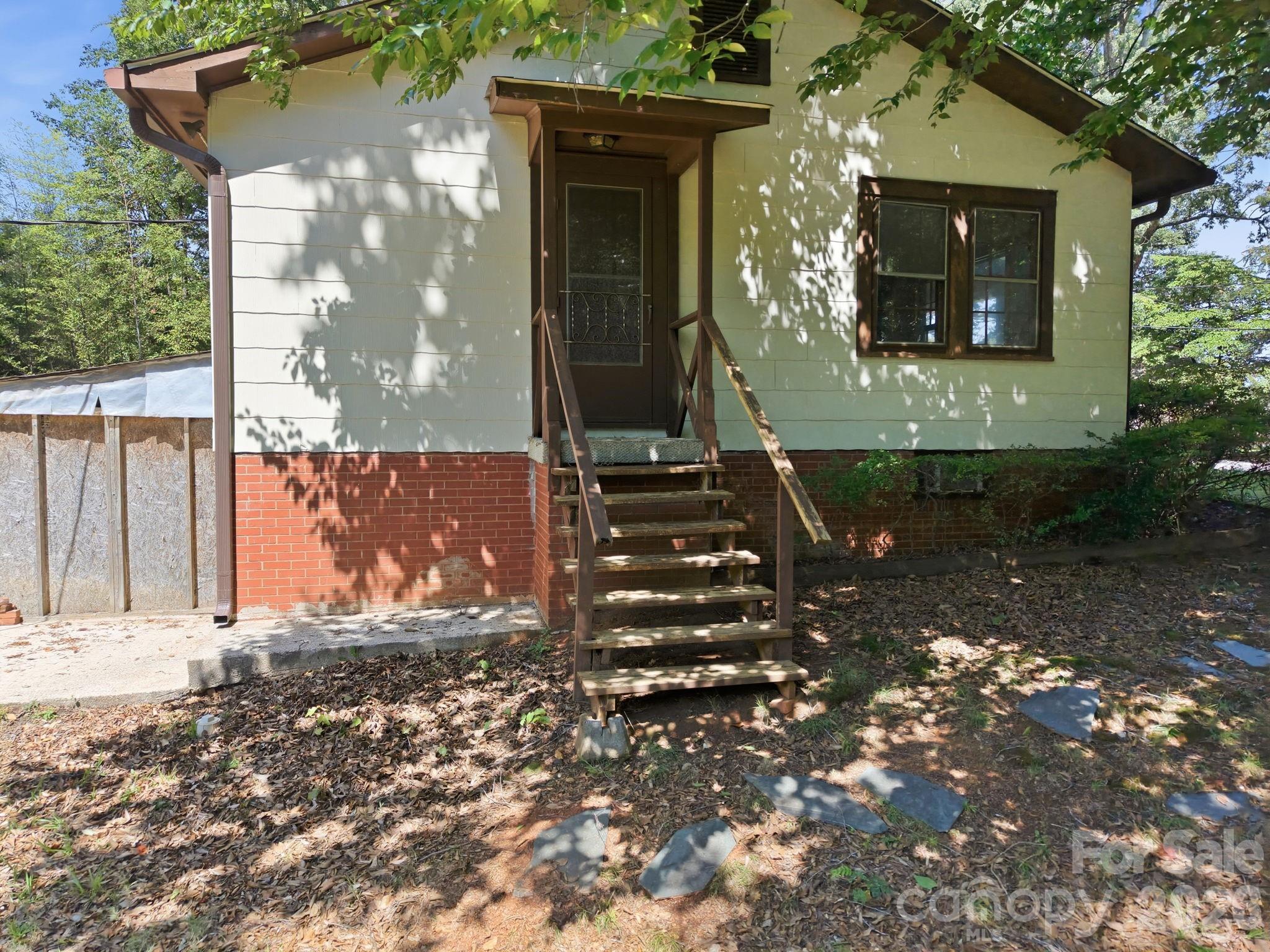 301 Meadow Street Property Photo 5
