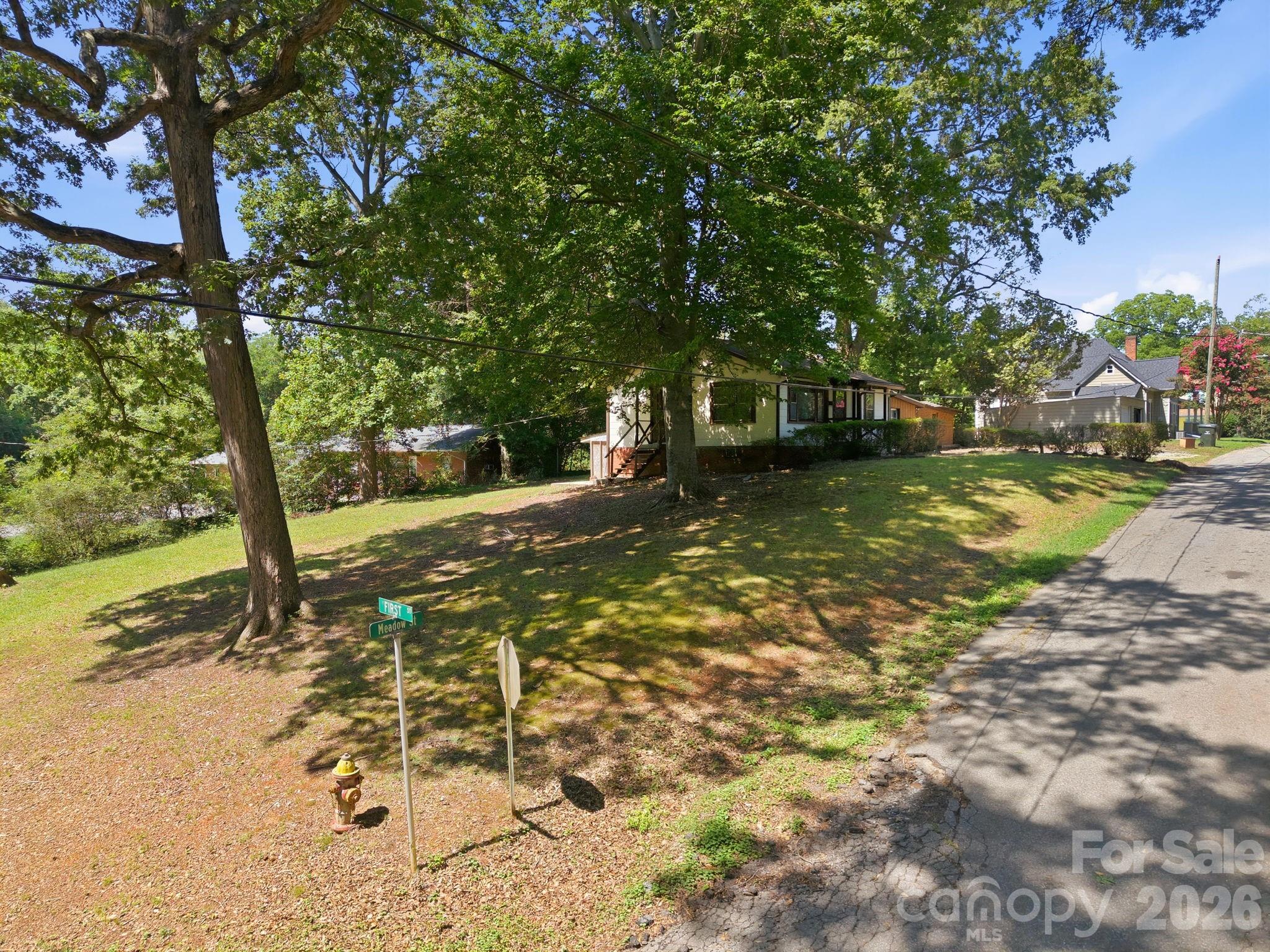 301 Meadow Street Property Photo 24