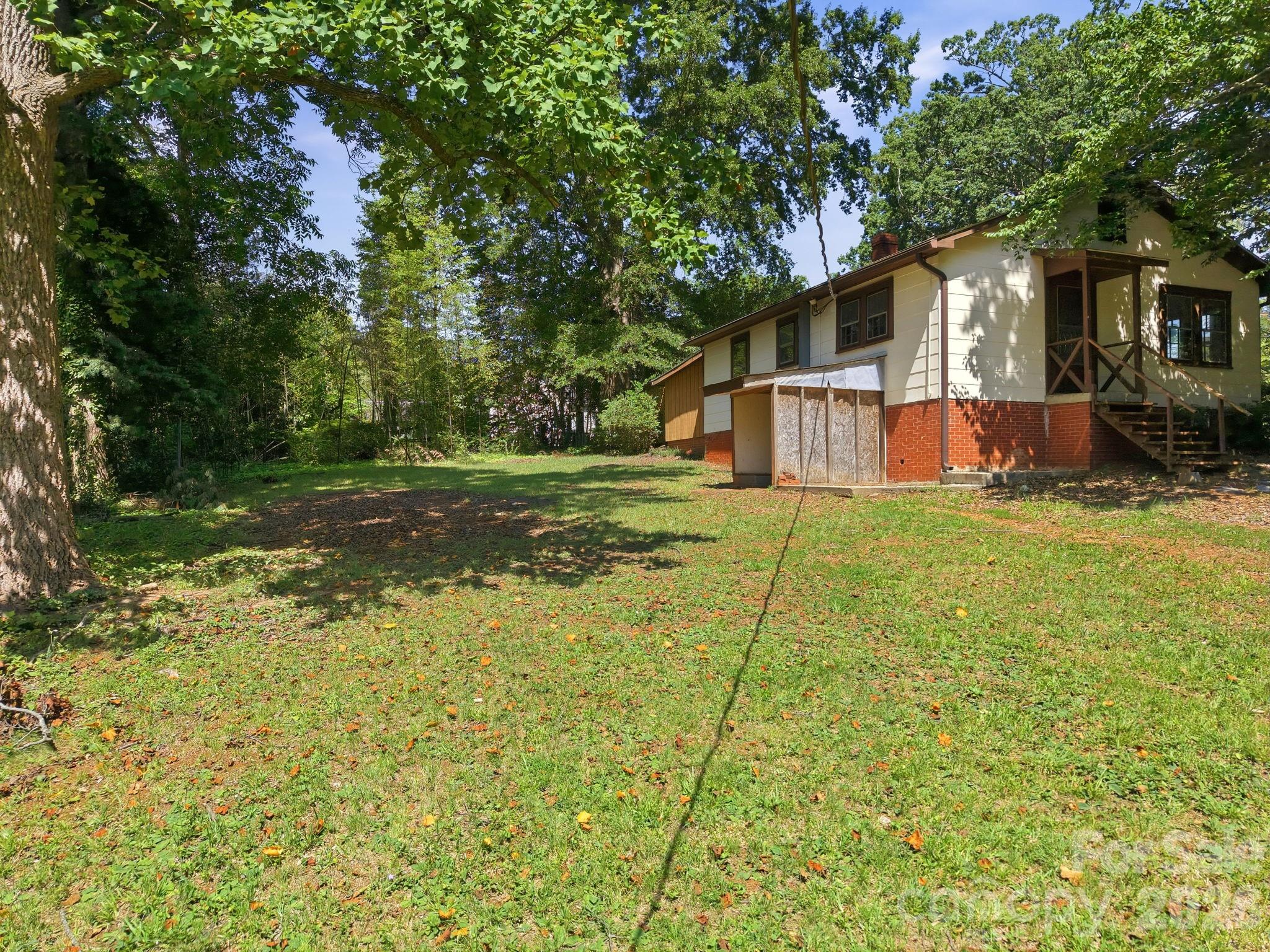 301 Meadow Street Property Photo 25