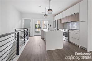 1212 Minter Place Property Photo 8