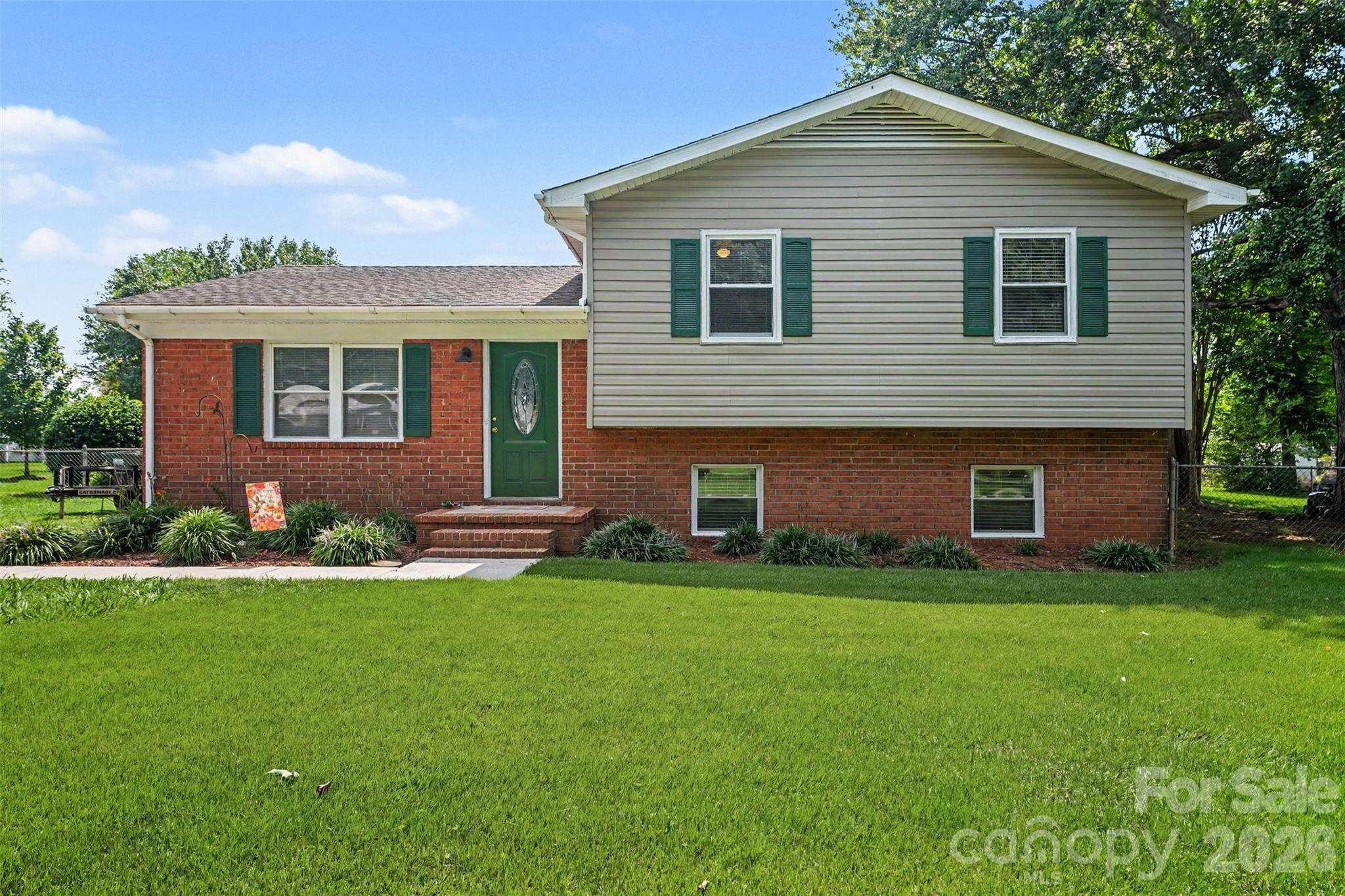 1130 Julius Drive Property Photo 1