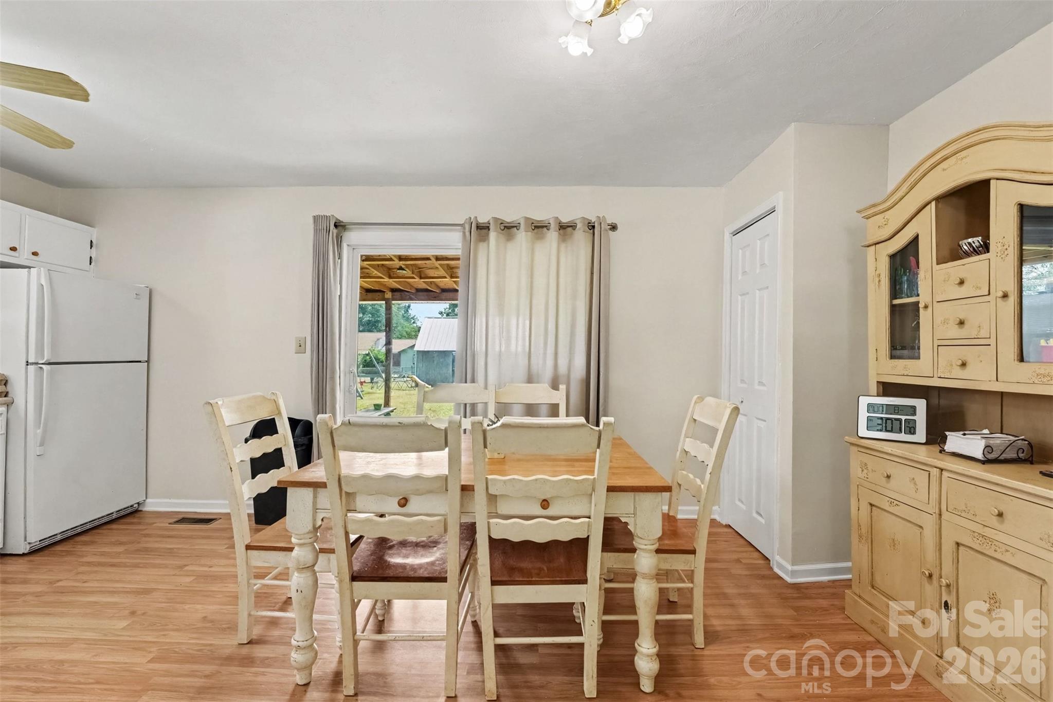 1130 Julius Drive Property Photo 10