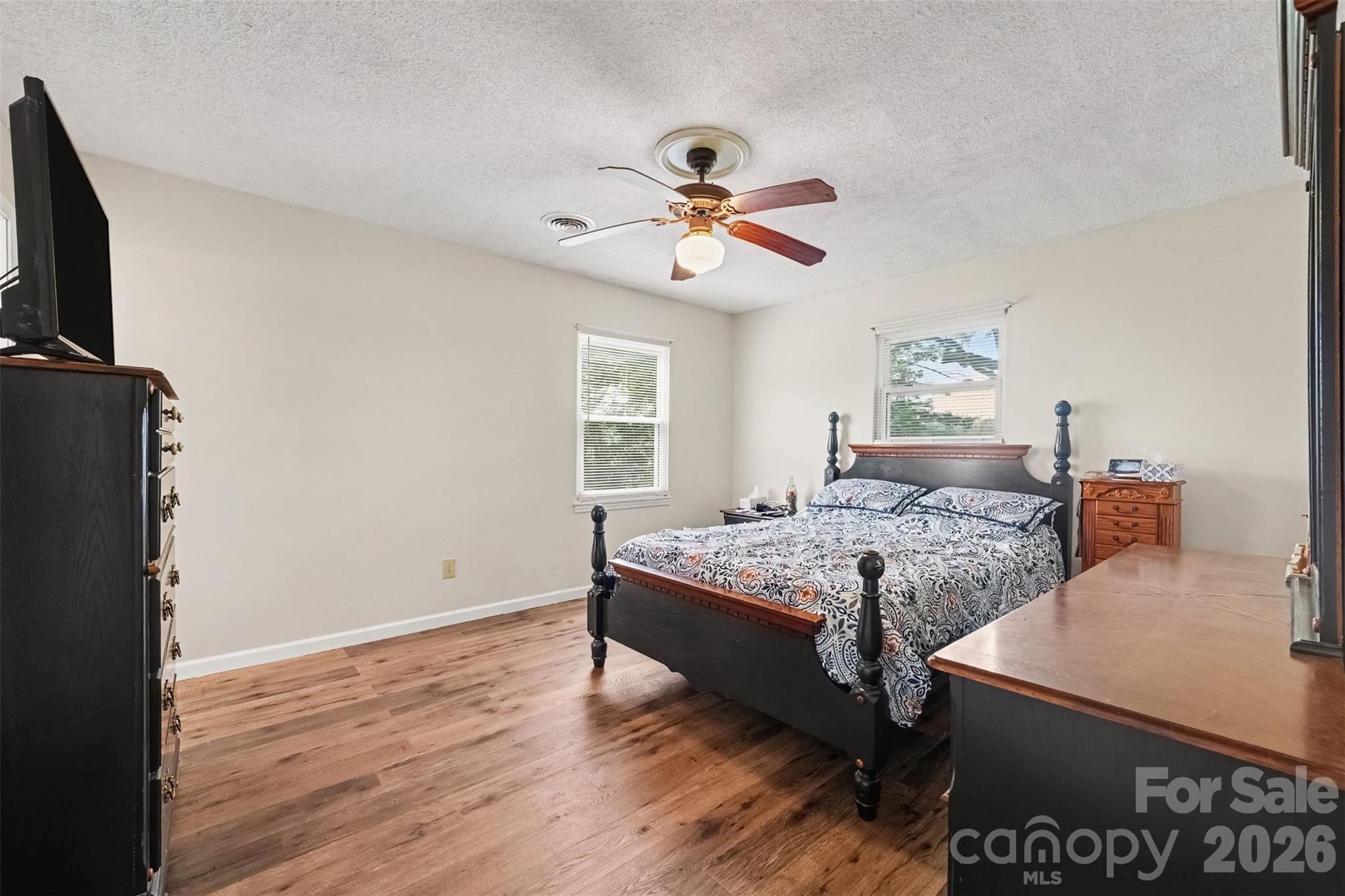 1130 Julius Drive Property Photo 14