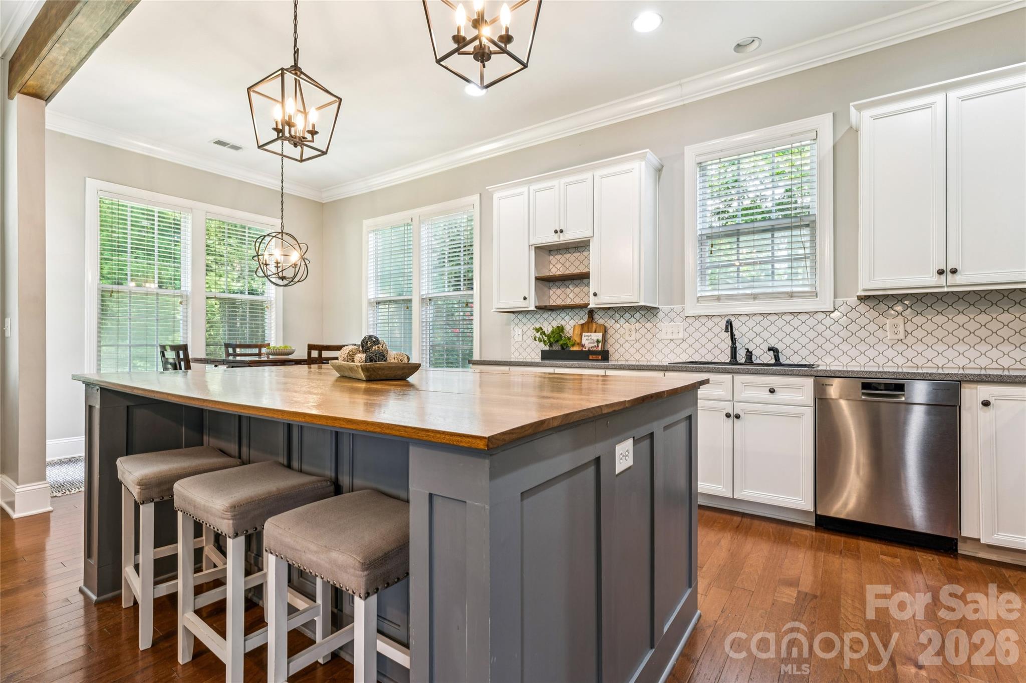 1636 Abercorn Street Property Photo 13