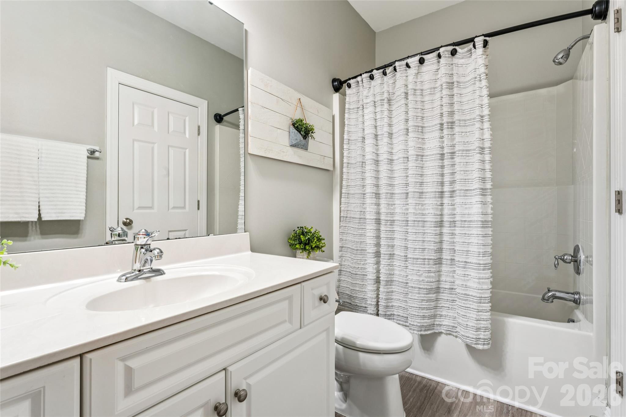 1636 Abercorn Street Property Photo 42