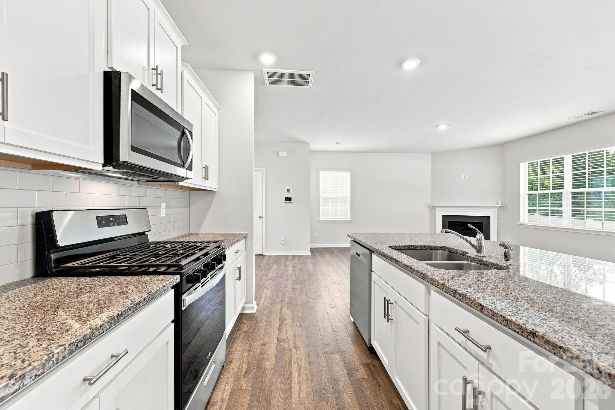 8133 Clairwood Drive Property Photo 13