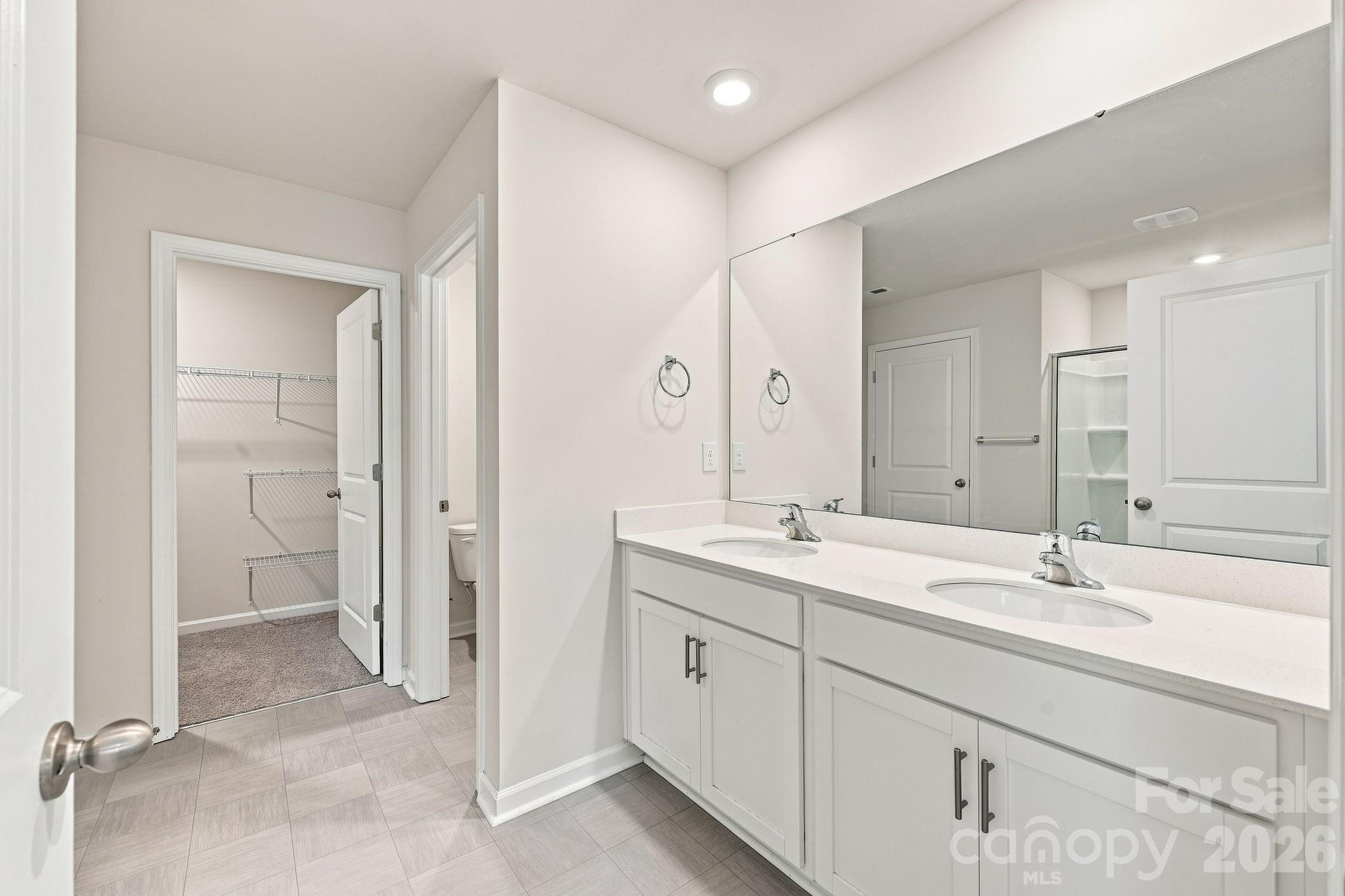 8133 Clairwood Drive Property Photo 23