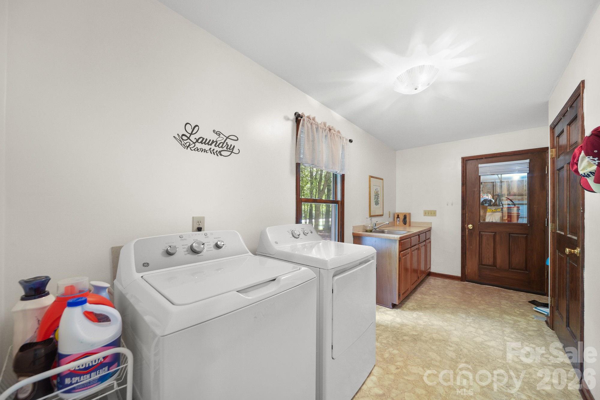 832 Old Cedar Circle Property Photo 23