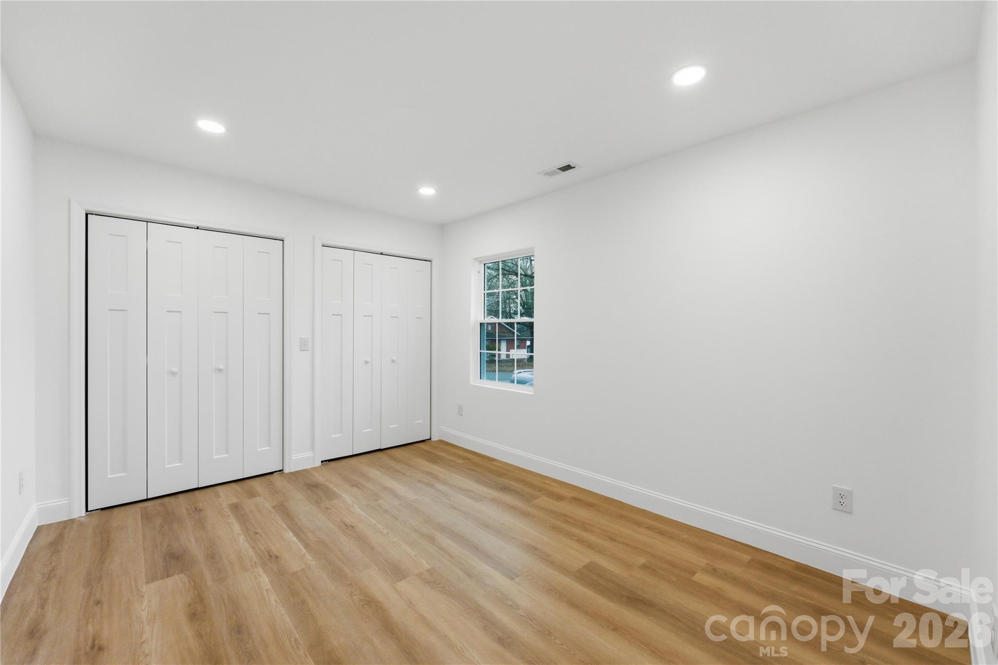 523 Biltmore Street Property Photo 16