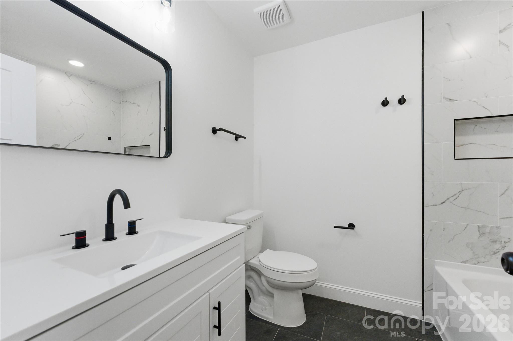 523 Biltmore Street Property Photo 17