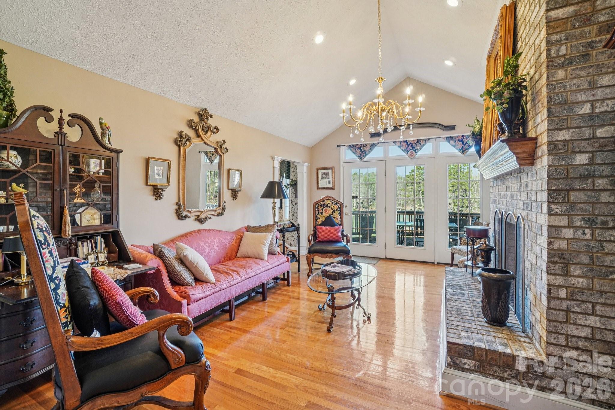 4634 Harbor View Terrace Property Photo 4