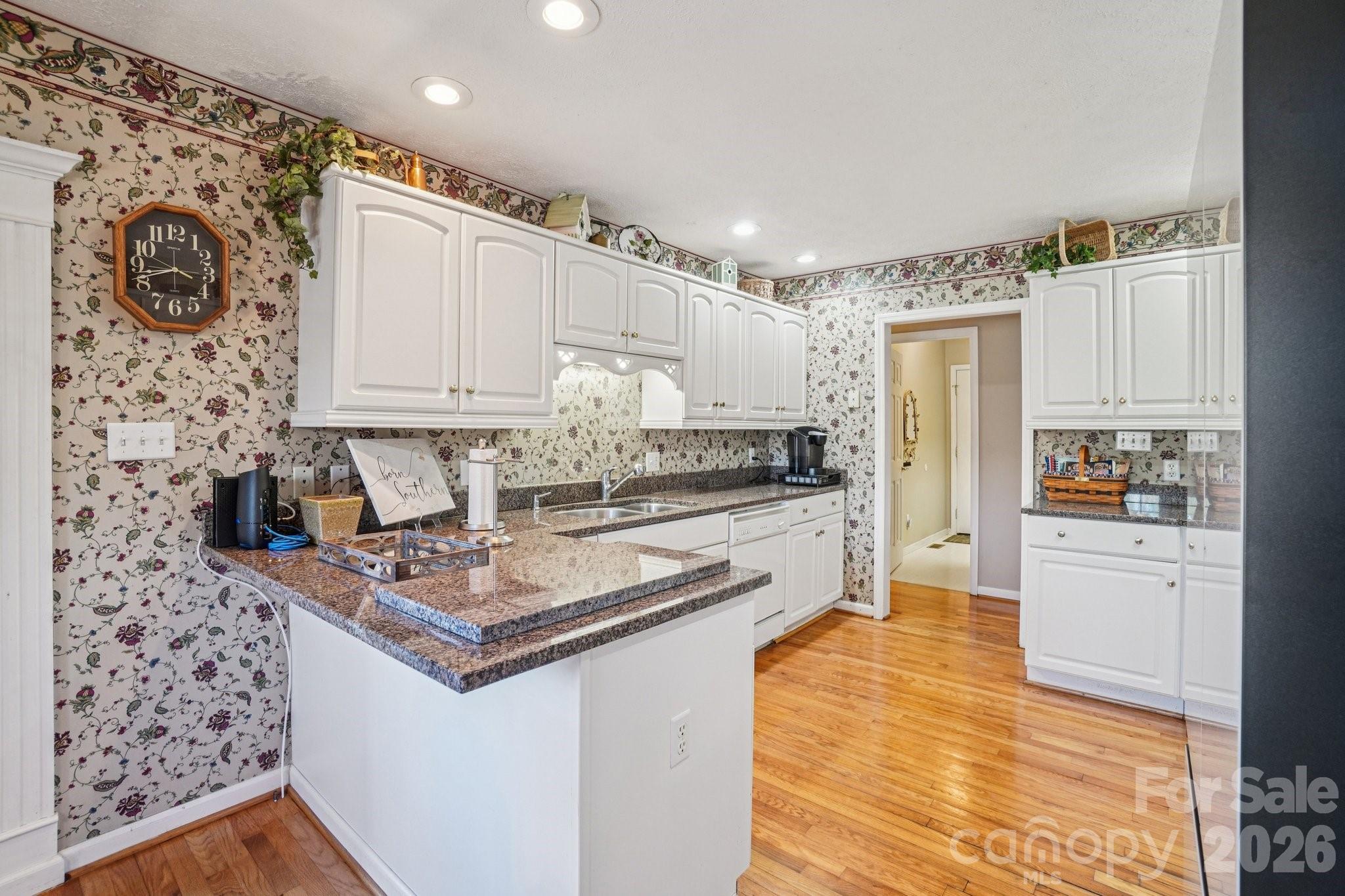 4634 Harbor View Terrace Property Photo 7