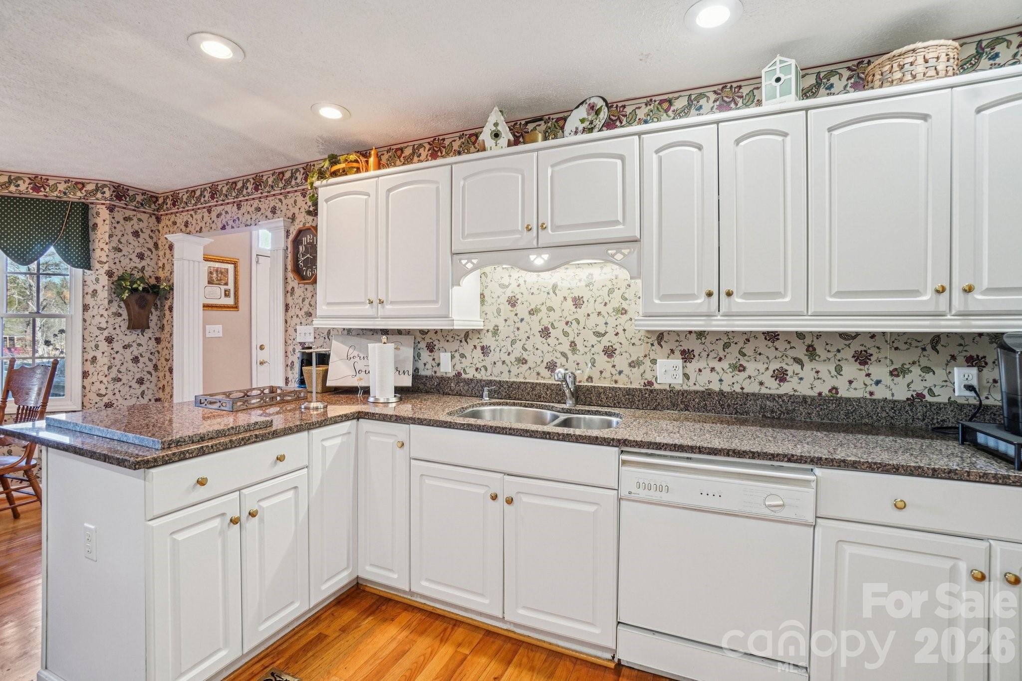 4634 Harbor View Terrace Property Photo 8