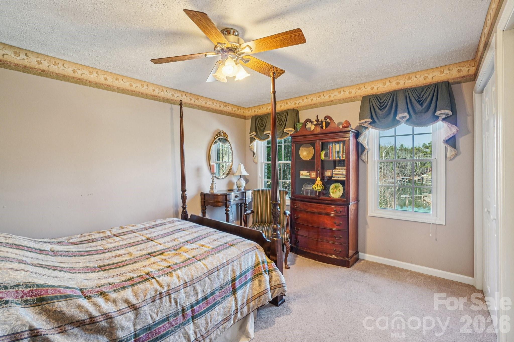 4634 Harbor View Terrace Property Photo 14