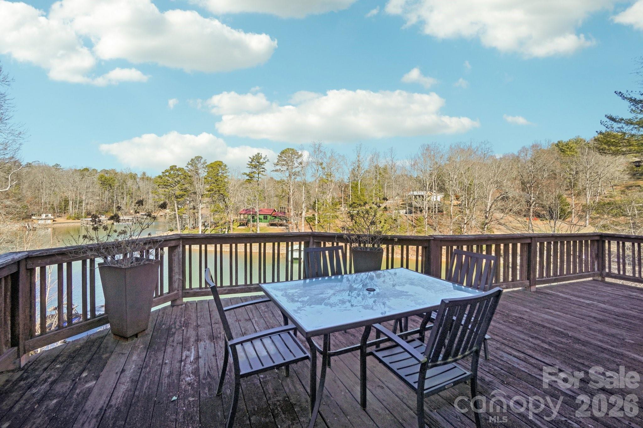 4634 Harbor View Terrace Property Photo 21