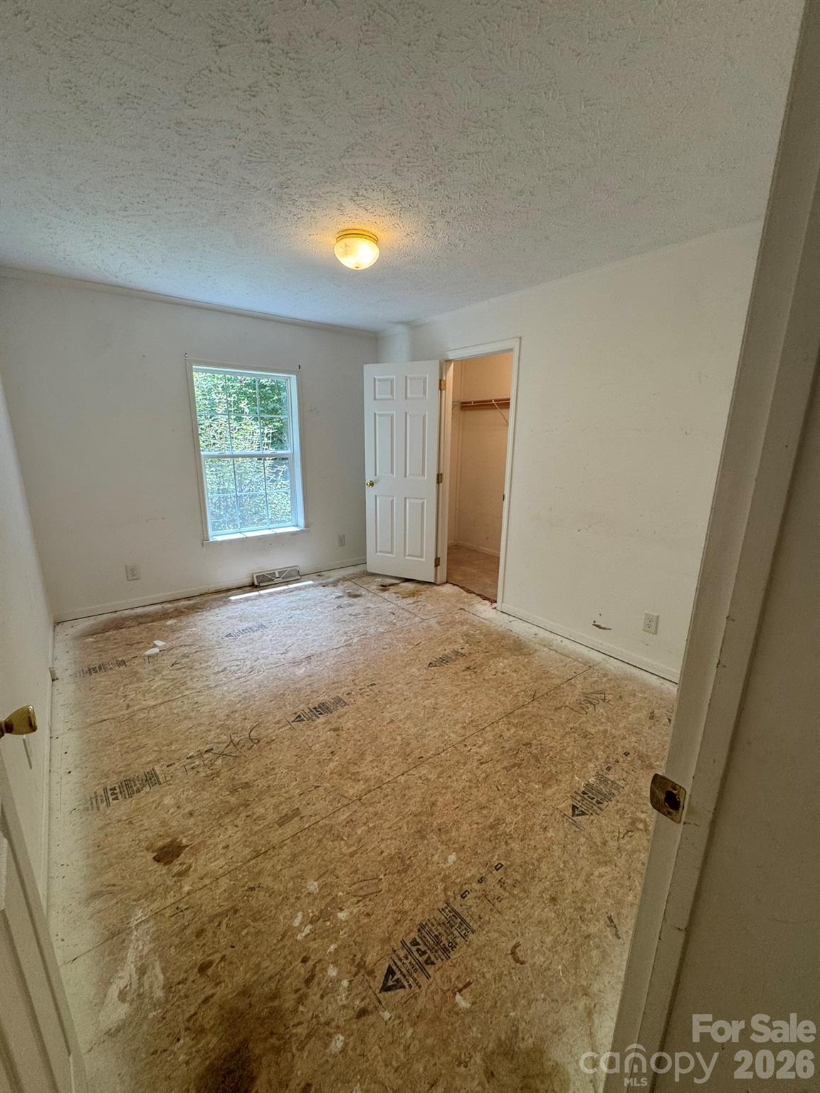83 Tall Timber Drive Property Photo 7