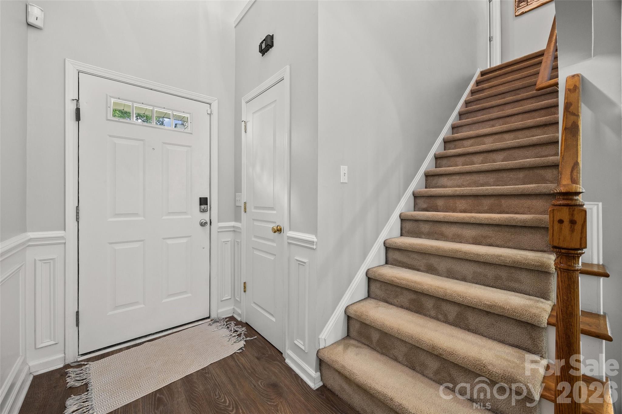 10216 Old Carolina Drive Property Photo 5