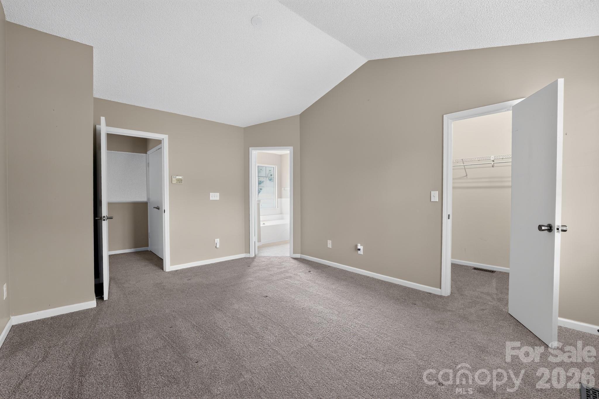 8220 Upsall Court Property Photo 10