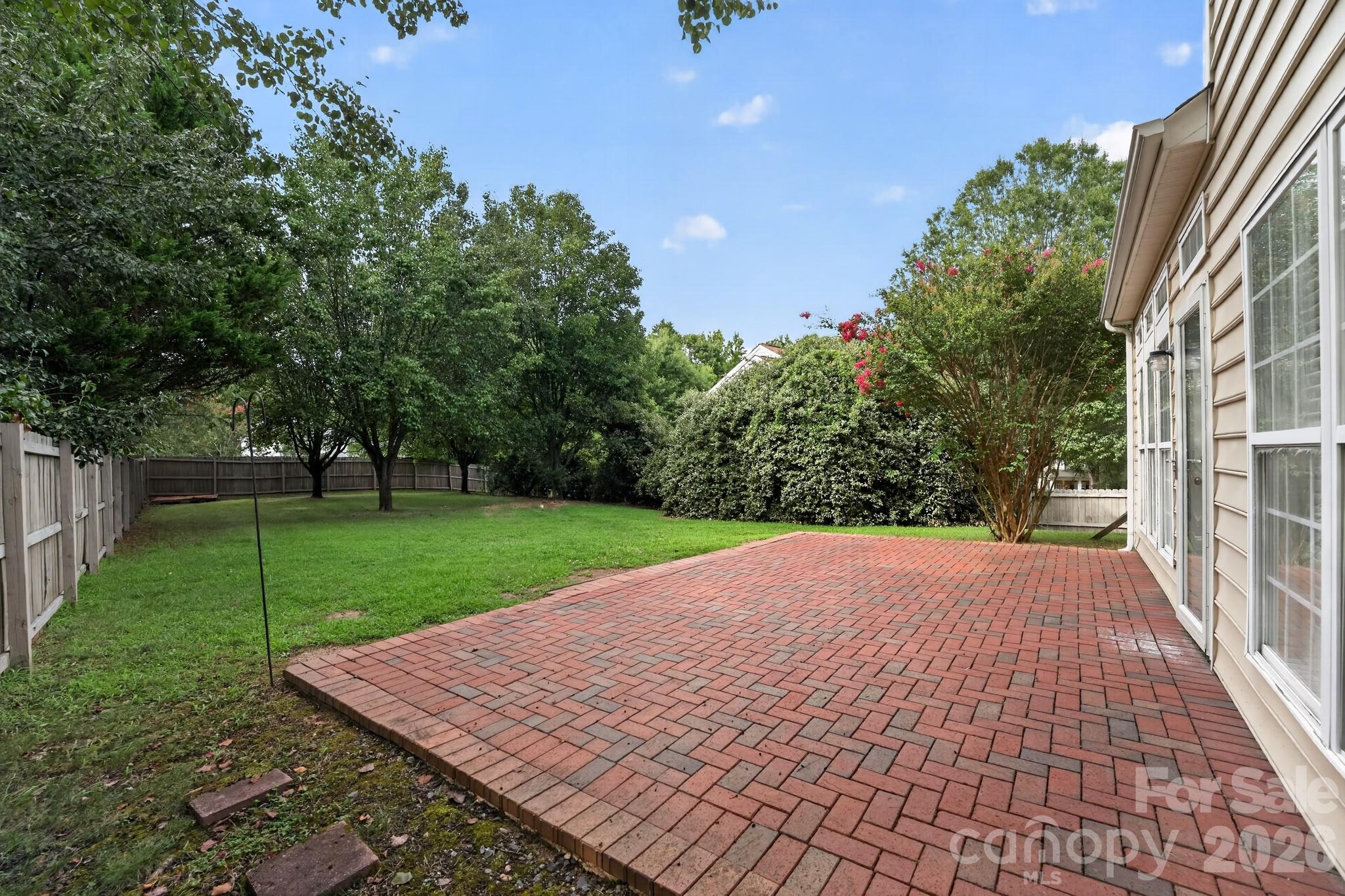 8220 Upsall Court Property Photo 19