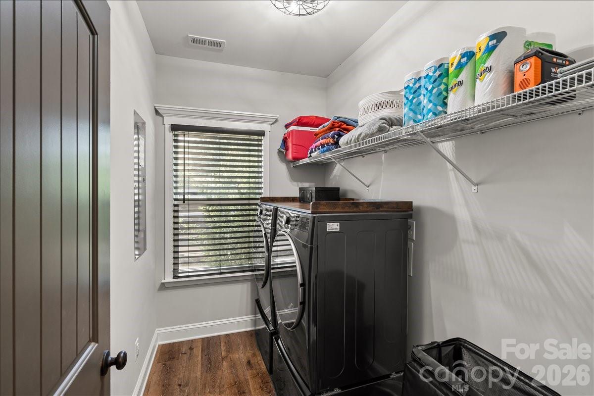 2915 S Point Road Property Photo 18