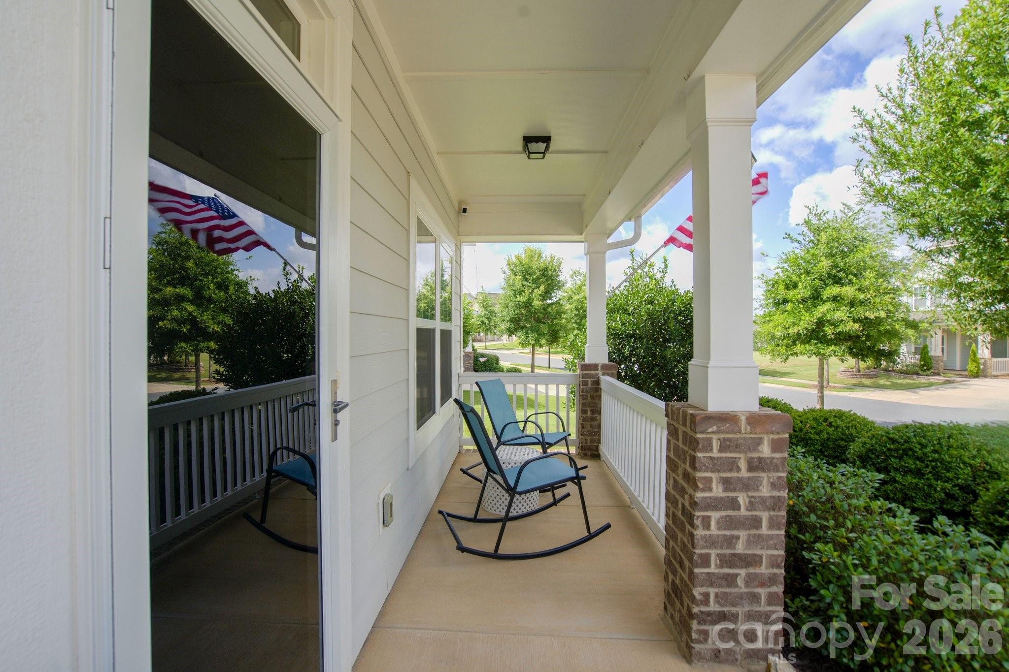 4328 Huntley Glen Drive Property Photo 4