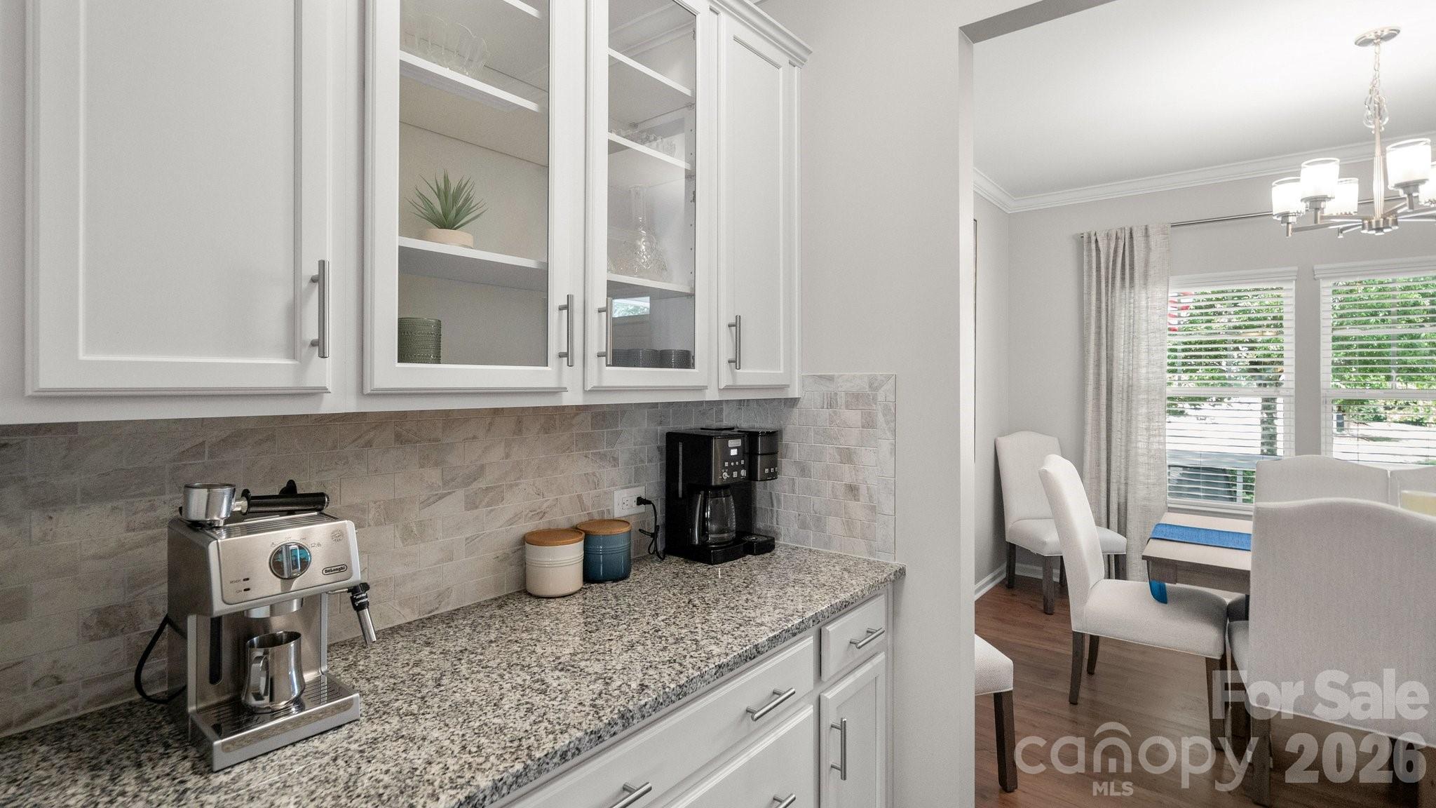 4328 Huntley Glen Drive Property Photo 15