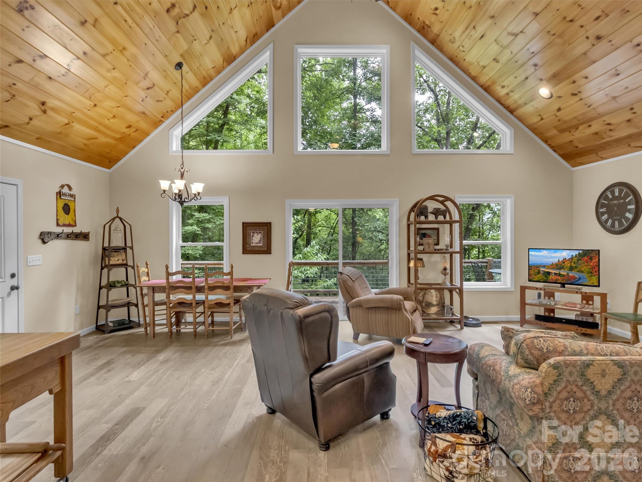291 Incline Drive Drive Property Photo 8