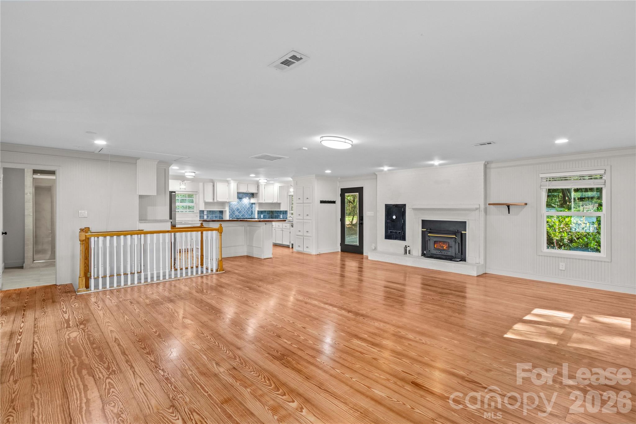 118 Revere Drive Property Photo 11