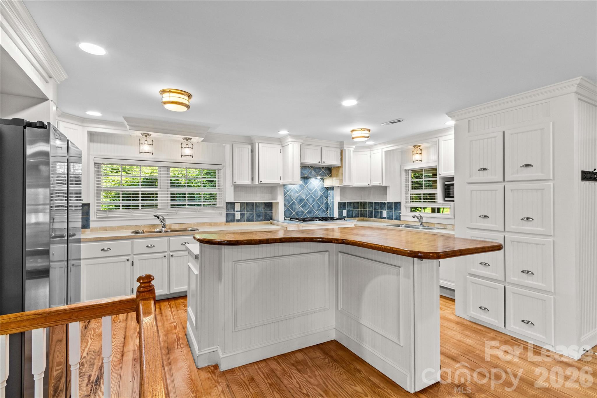118 Revere Drive Property Photo 14
