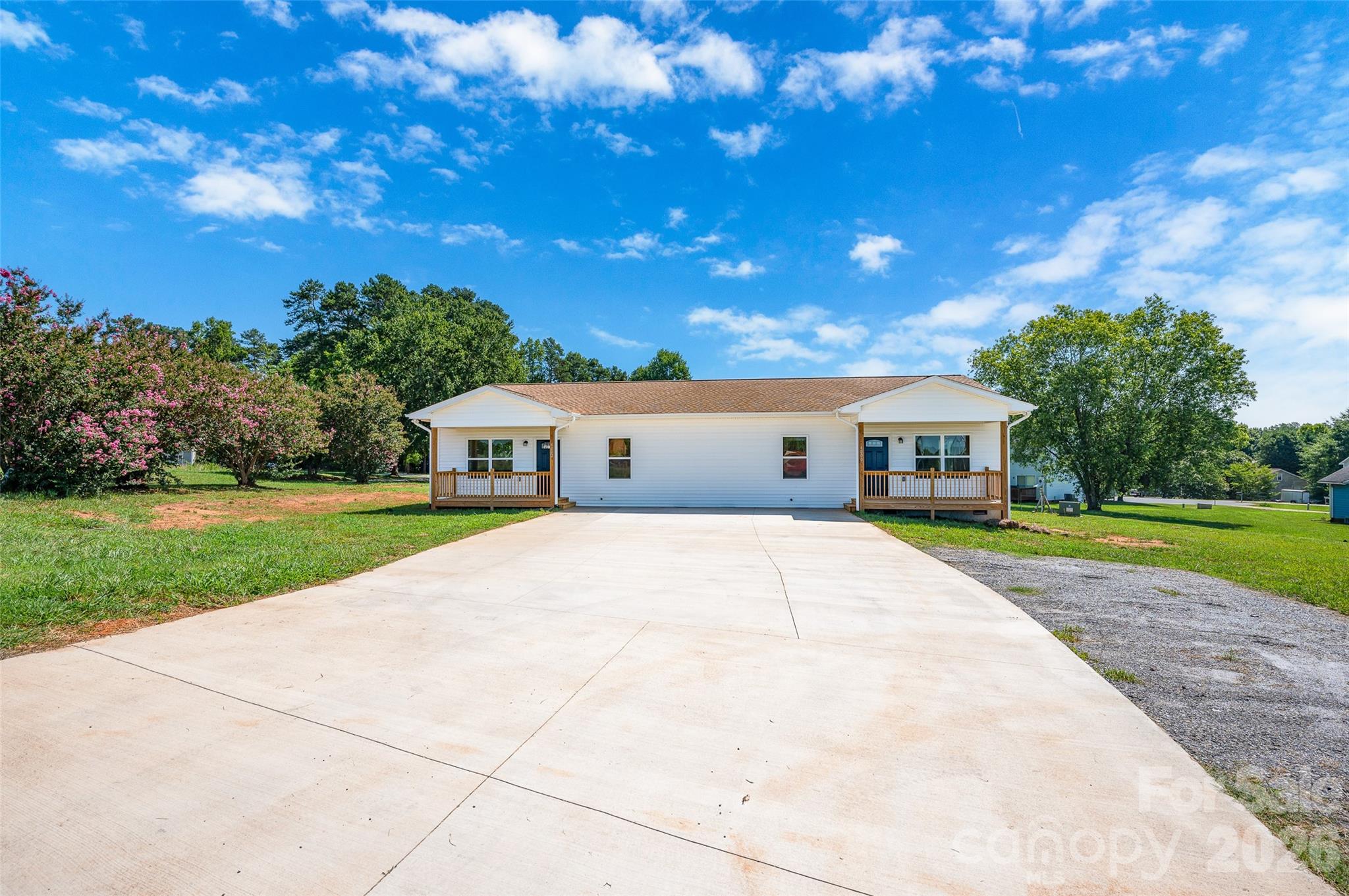 4000 Herman Sipe Road Property Photo 3