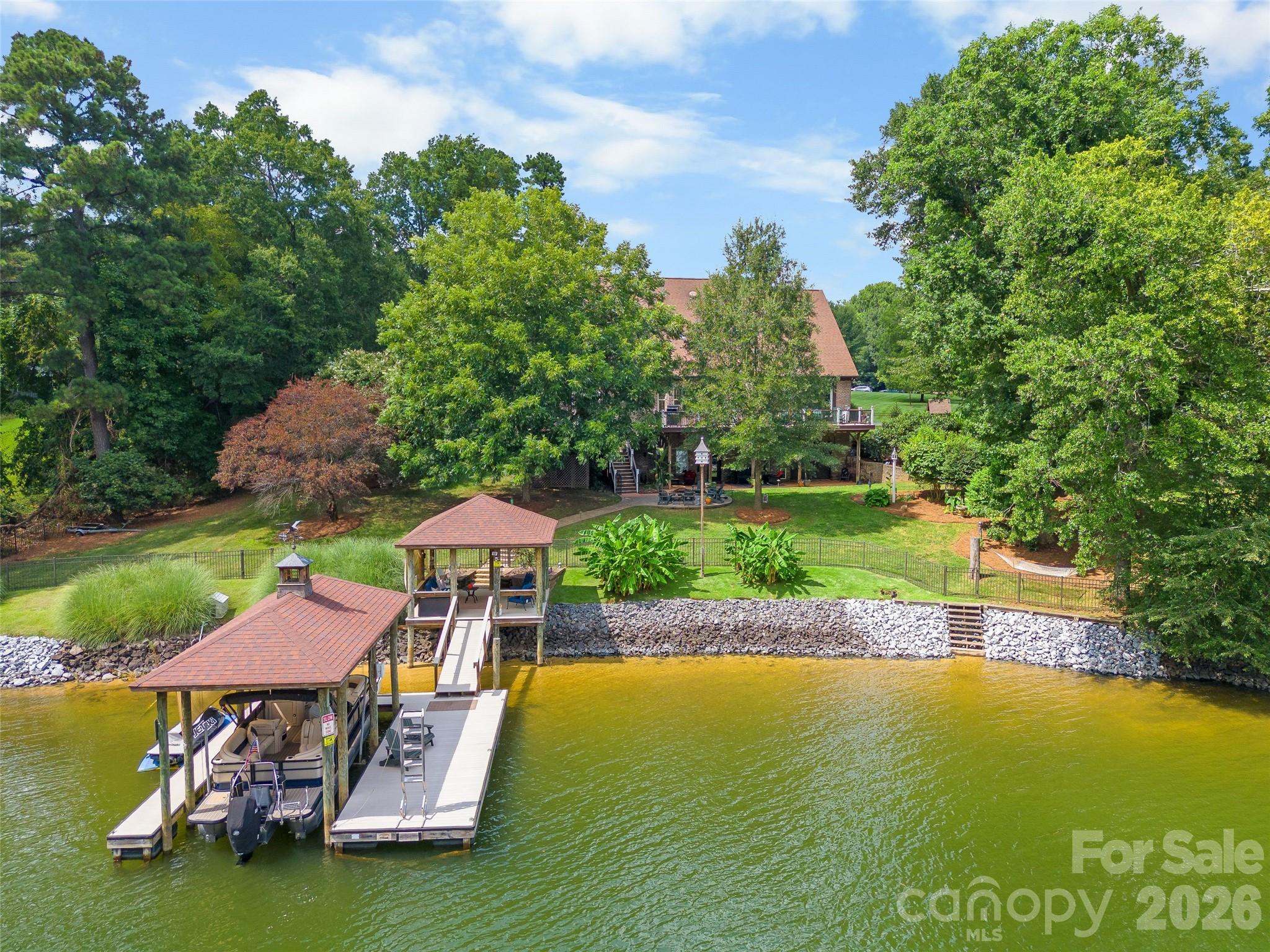 5301 Masons Ferry Road Property Photo 1