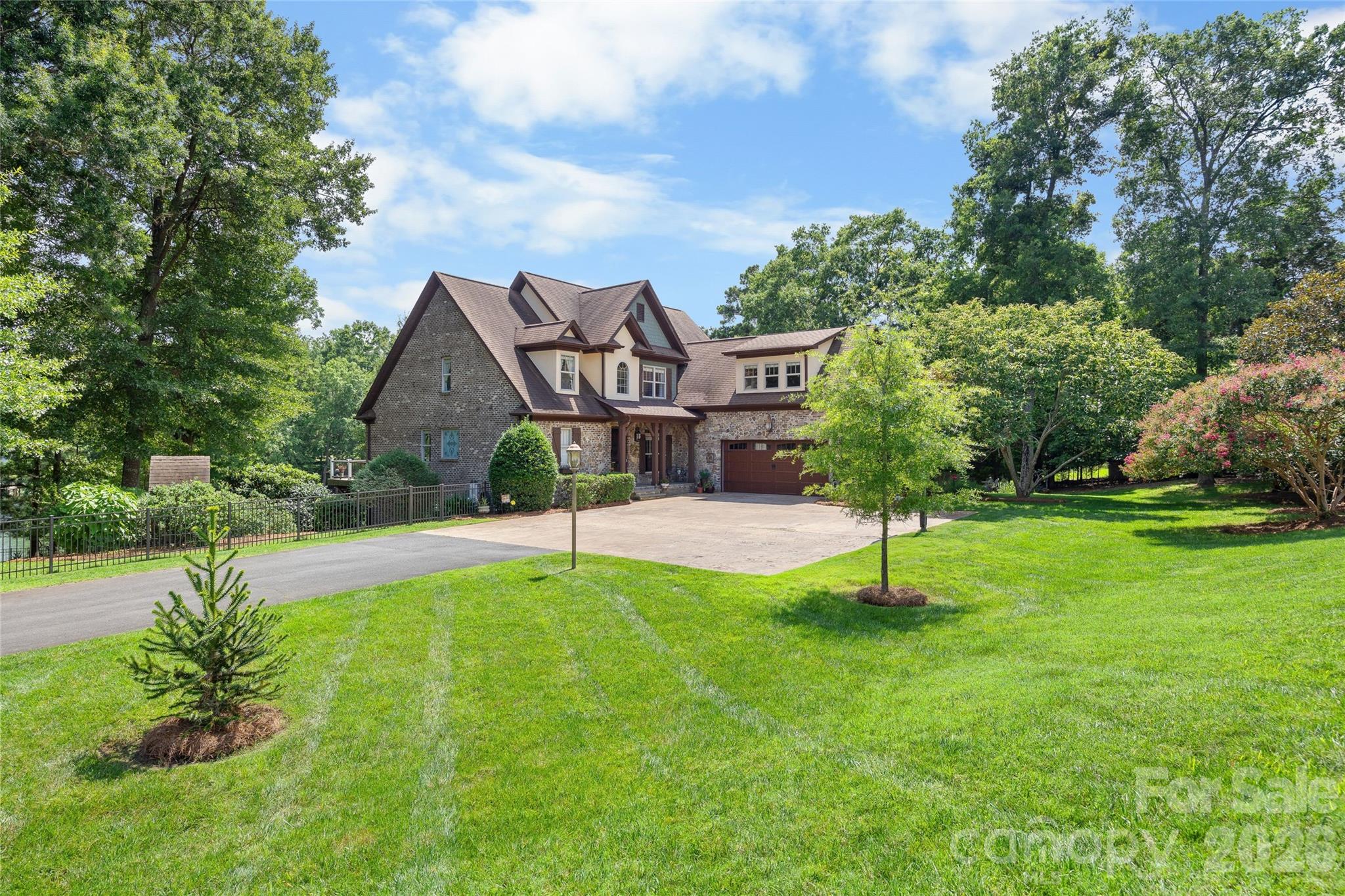 5301 Masons Ferry Road Property Photo 10