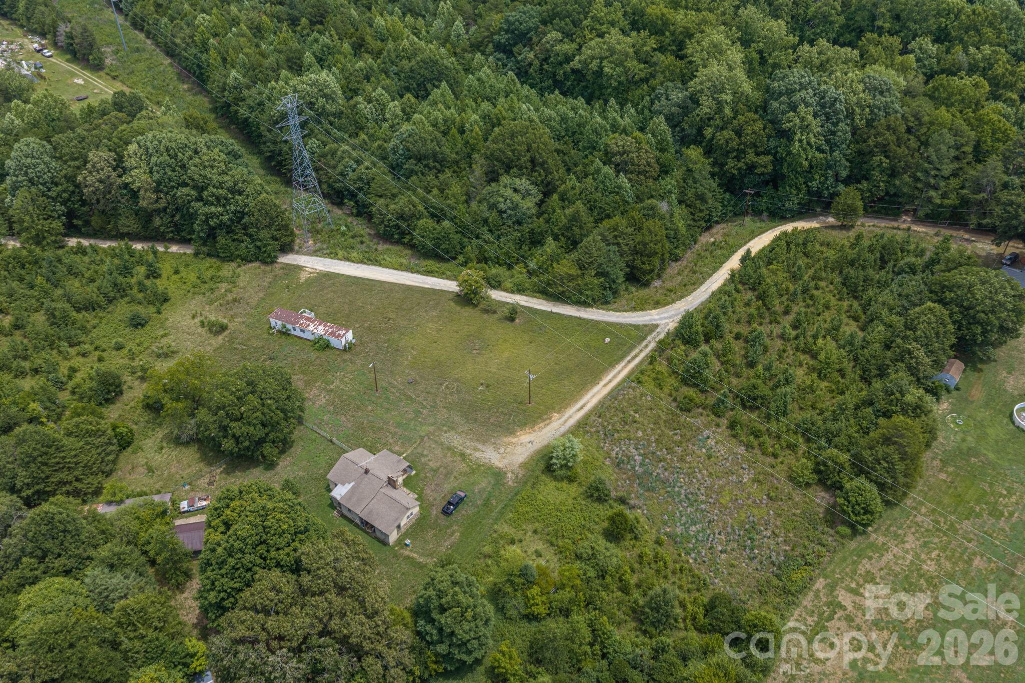 189 Campbell Lane Property Photo 3