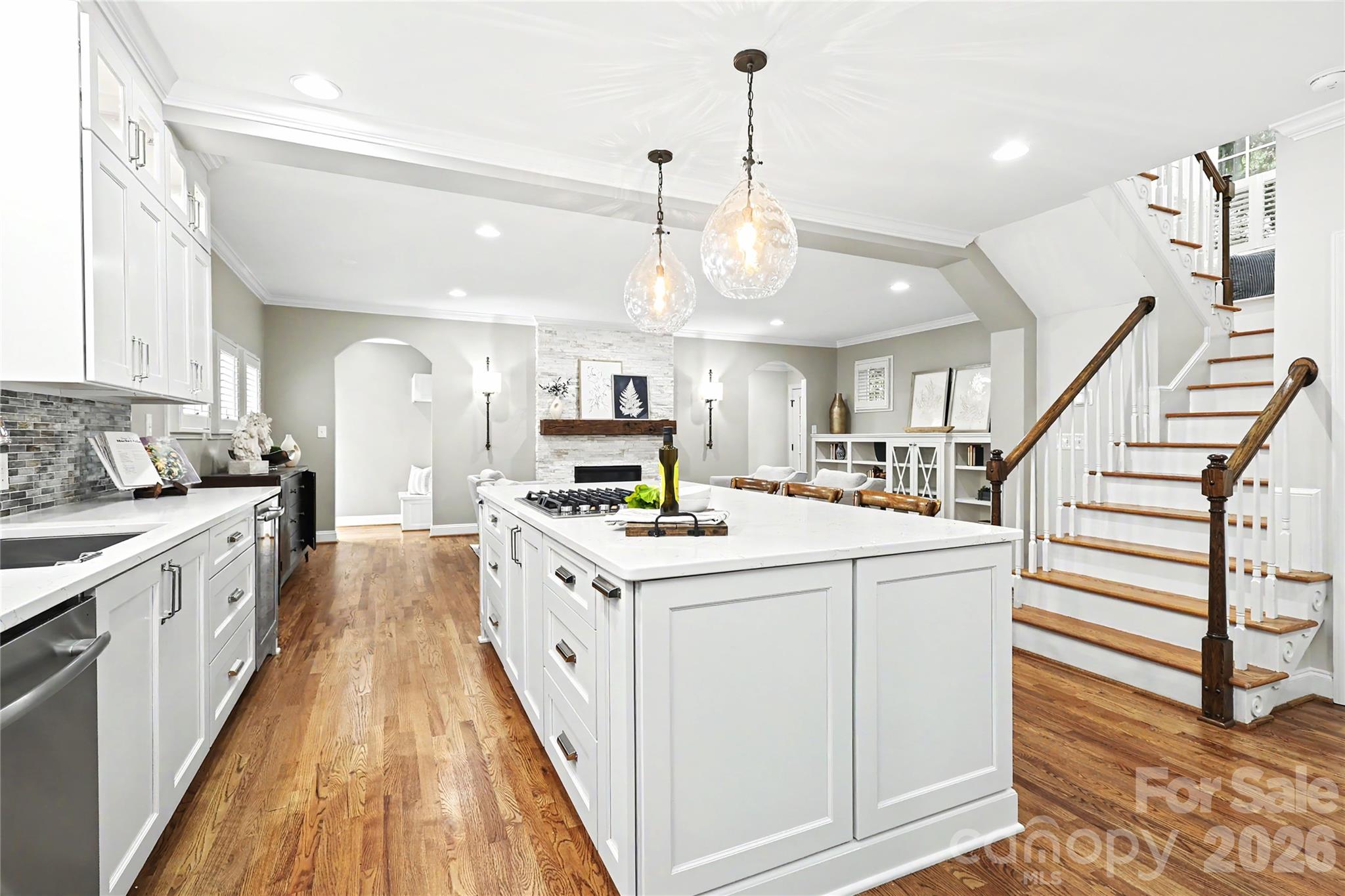 1825 Lombardy Circle Property Photo 10