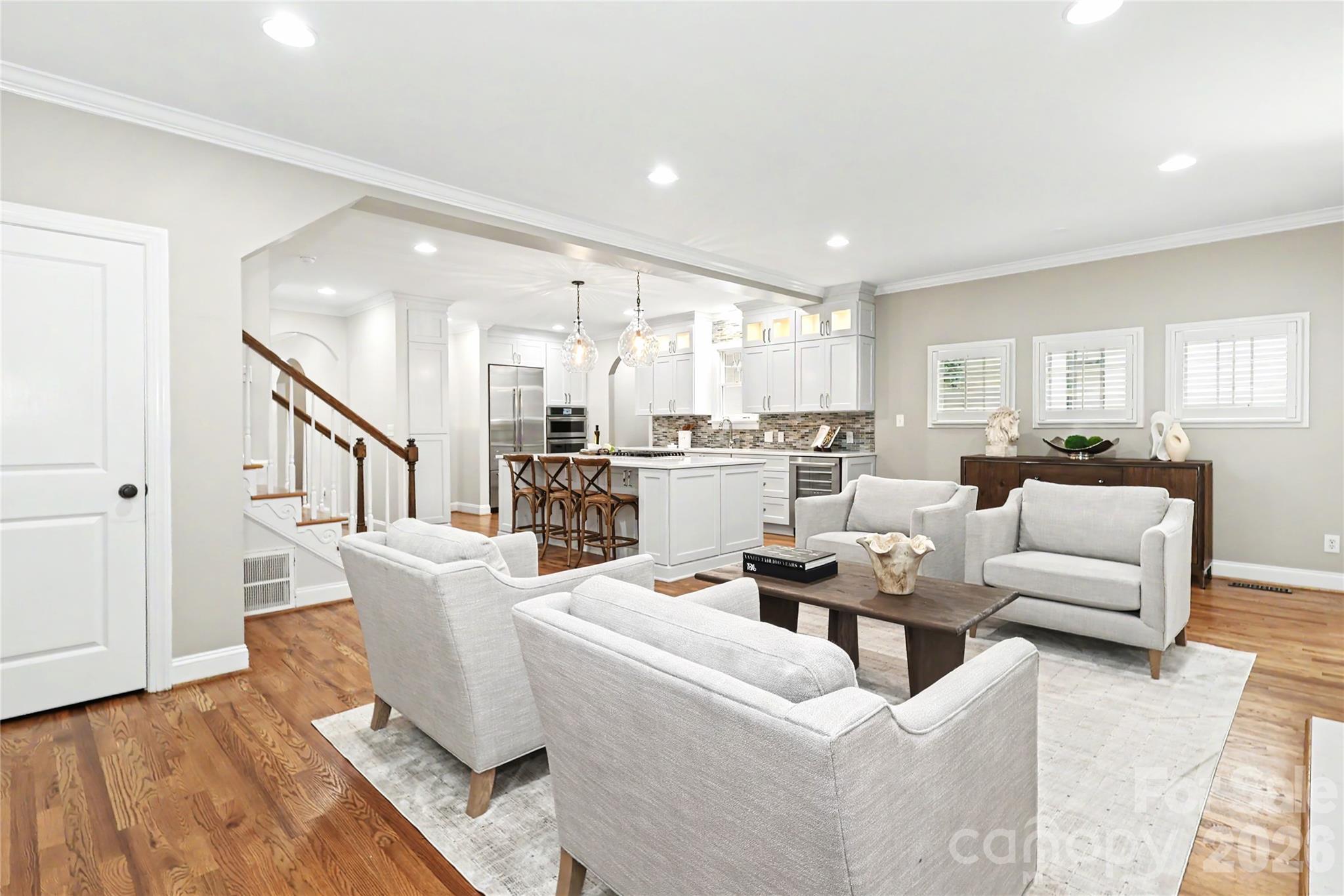1825 Lombardy Circle Property Photo 18