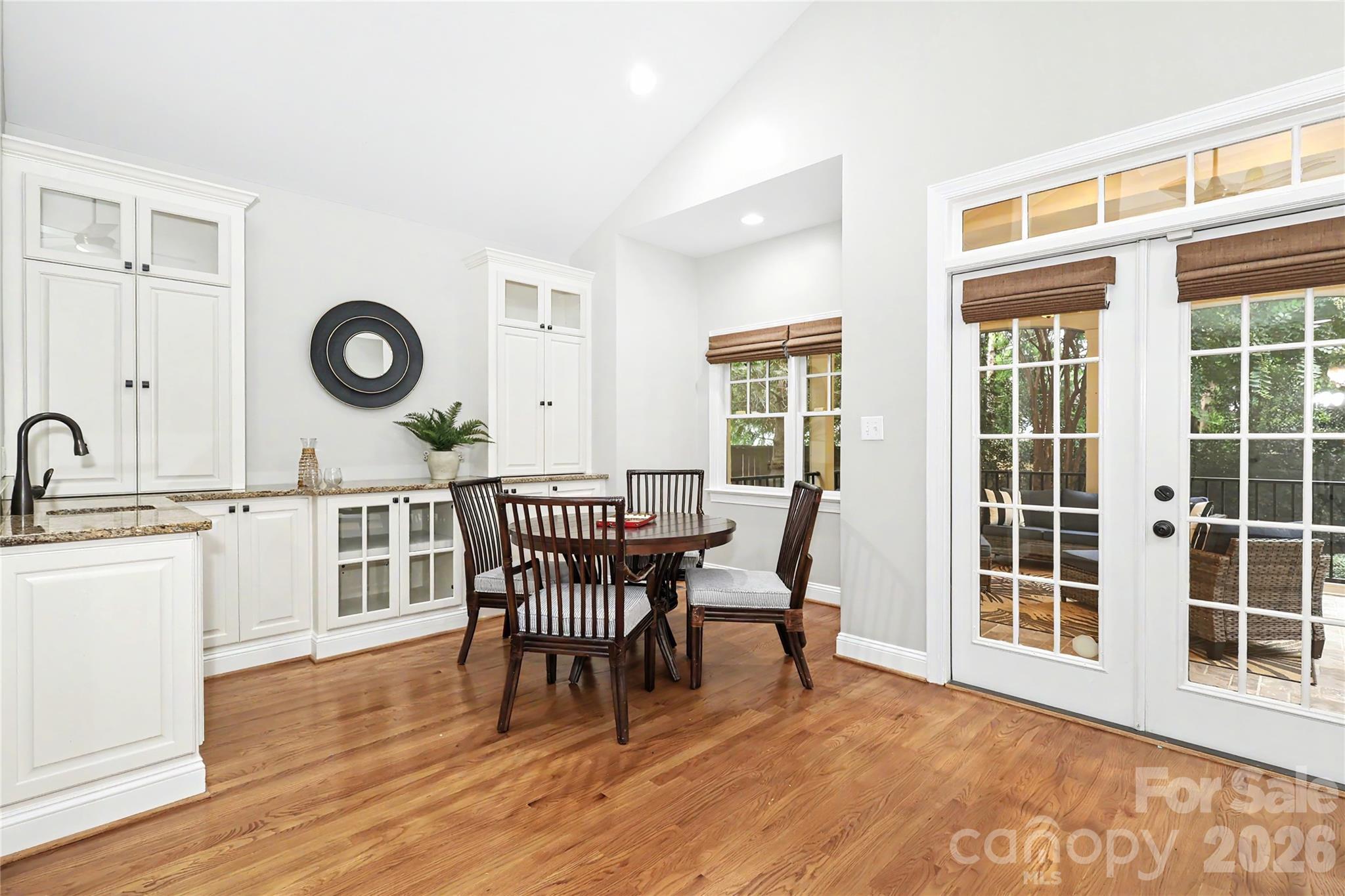 1825 Lombardy Circle Property Photo 24
