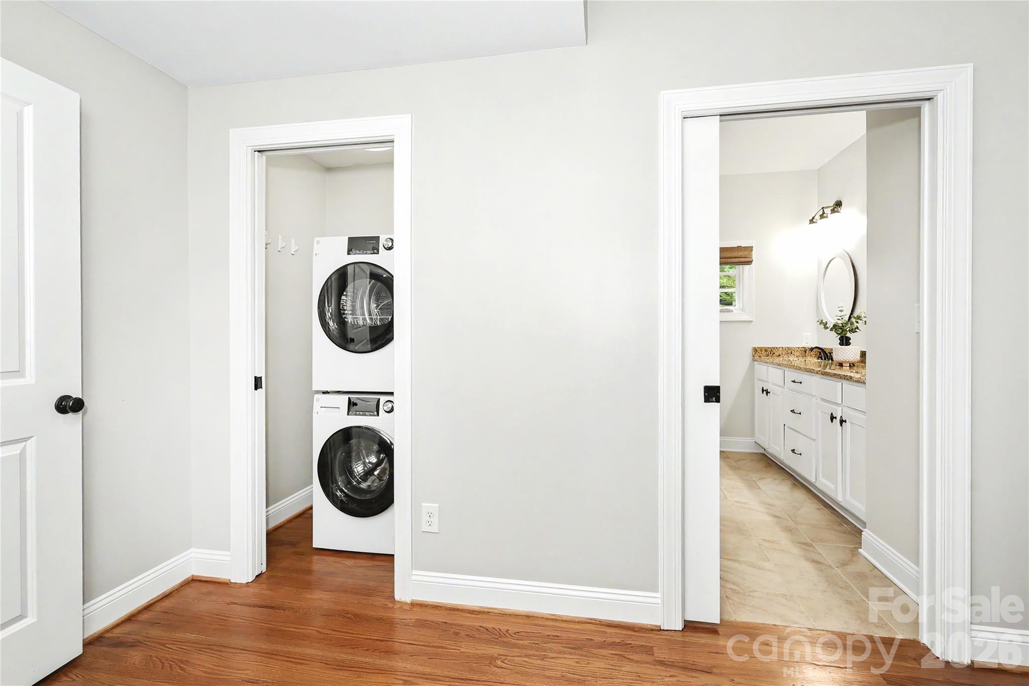 1825 Lombardy Circle Property Photo 27