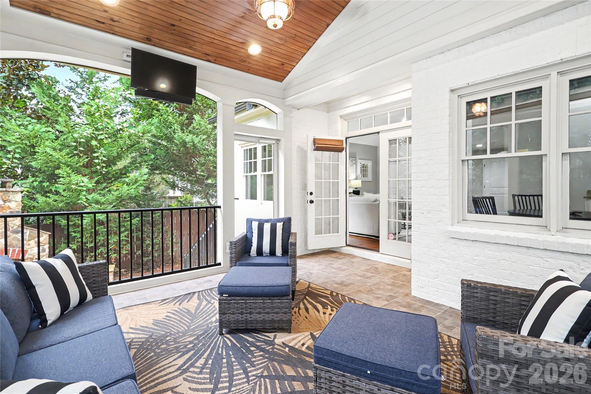 1825 Lombardy Circle Property Photo 30