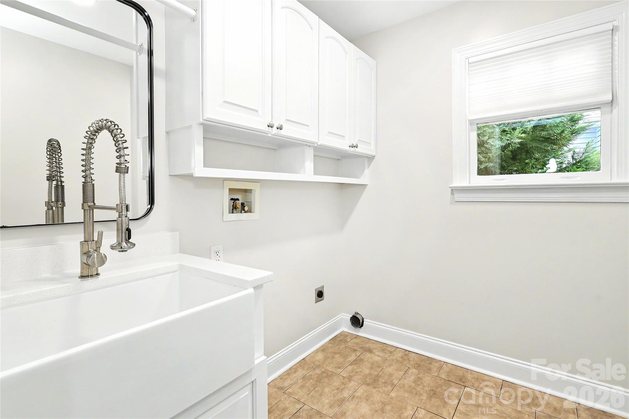 1825 Lombardy Circle Property Photo 40